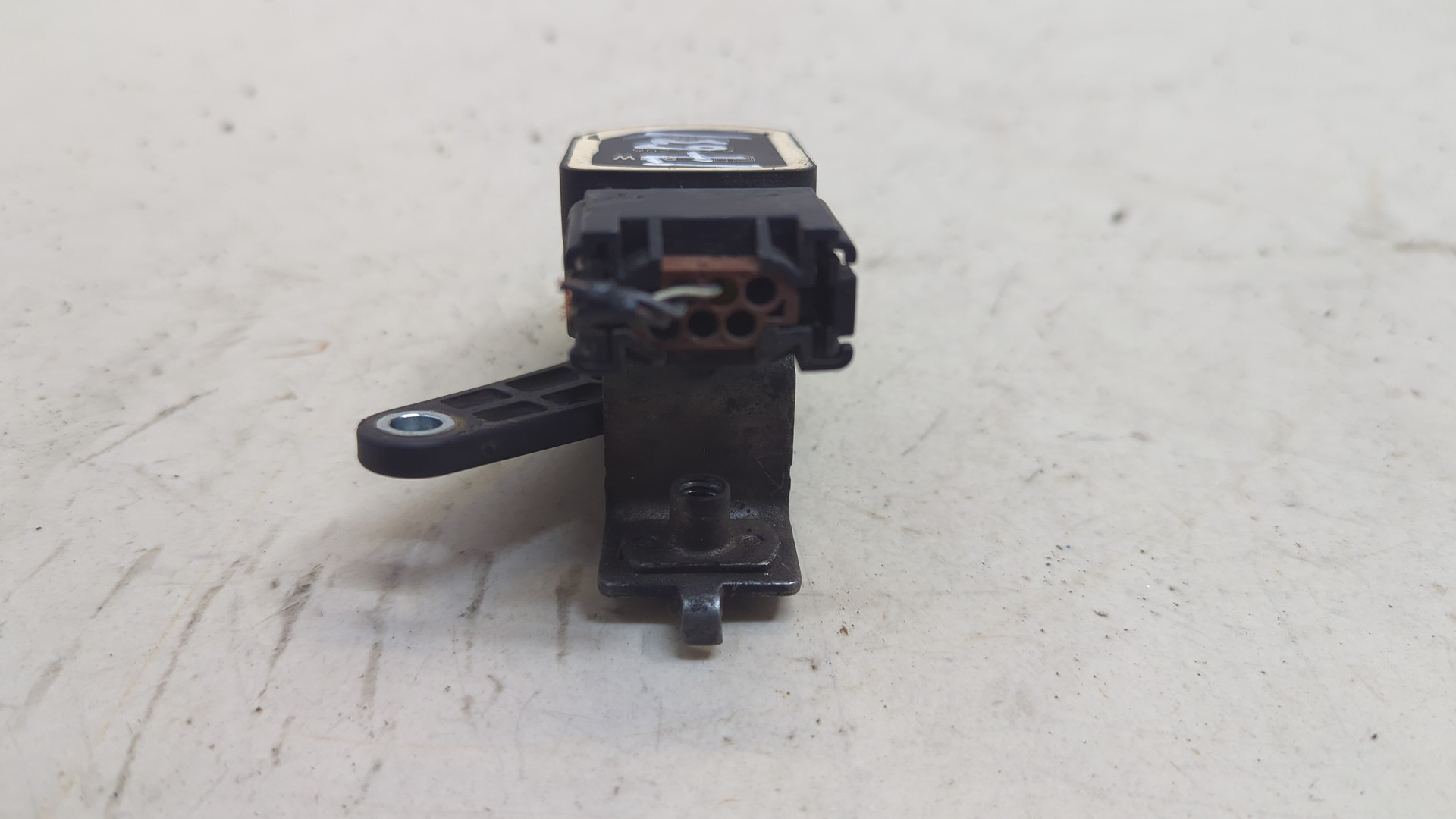 Датчик регулировки дорож. просвета