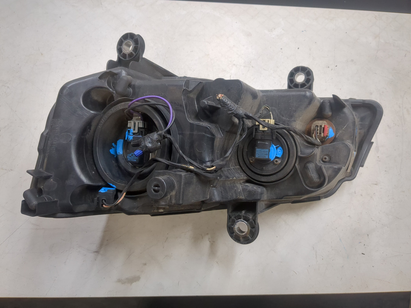 Фара правая