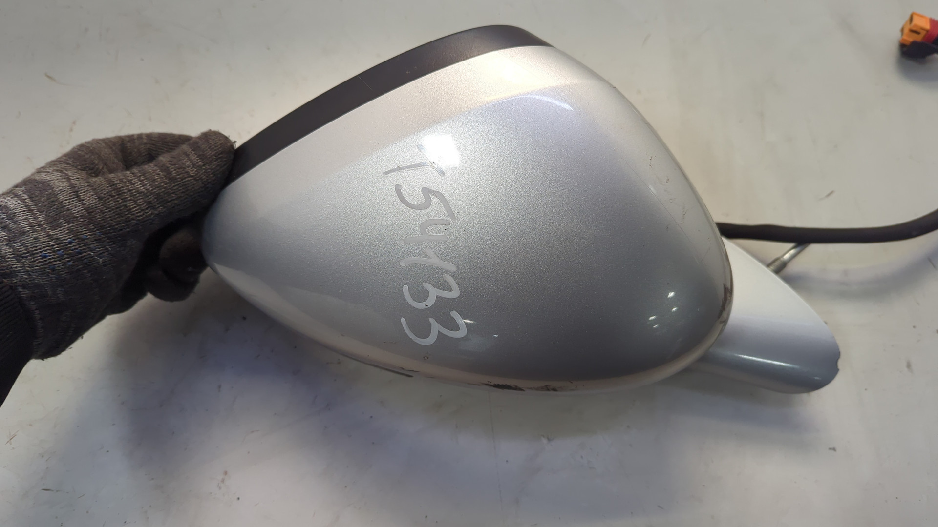 Зеркало правое электрическое