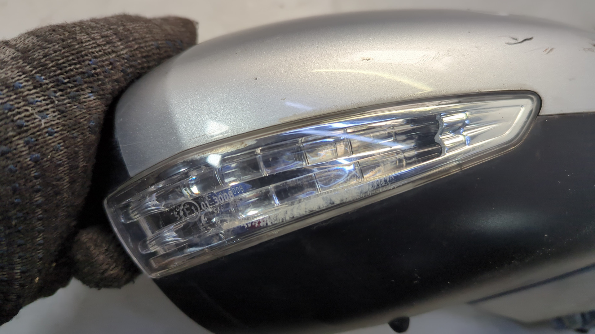 Зеркало правое электрическое