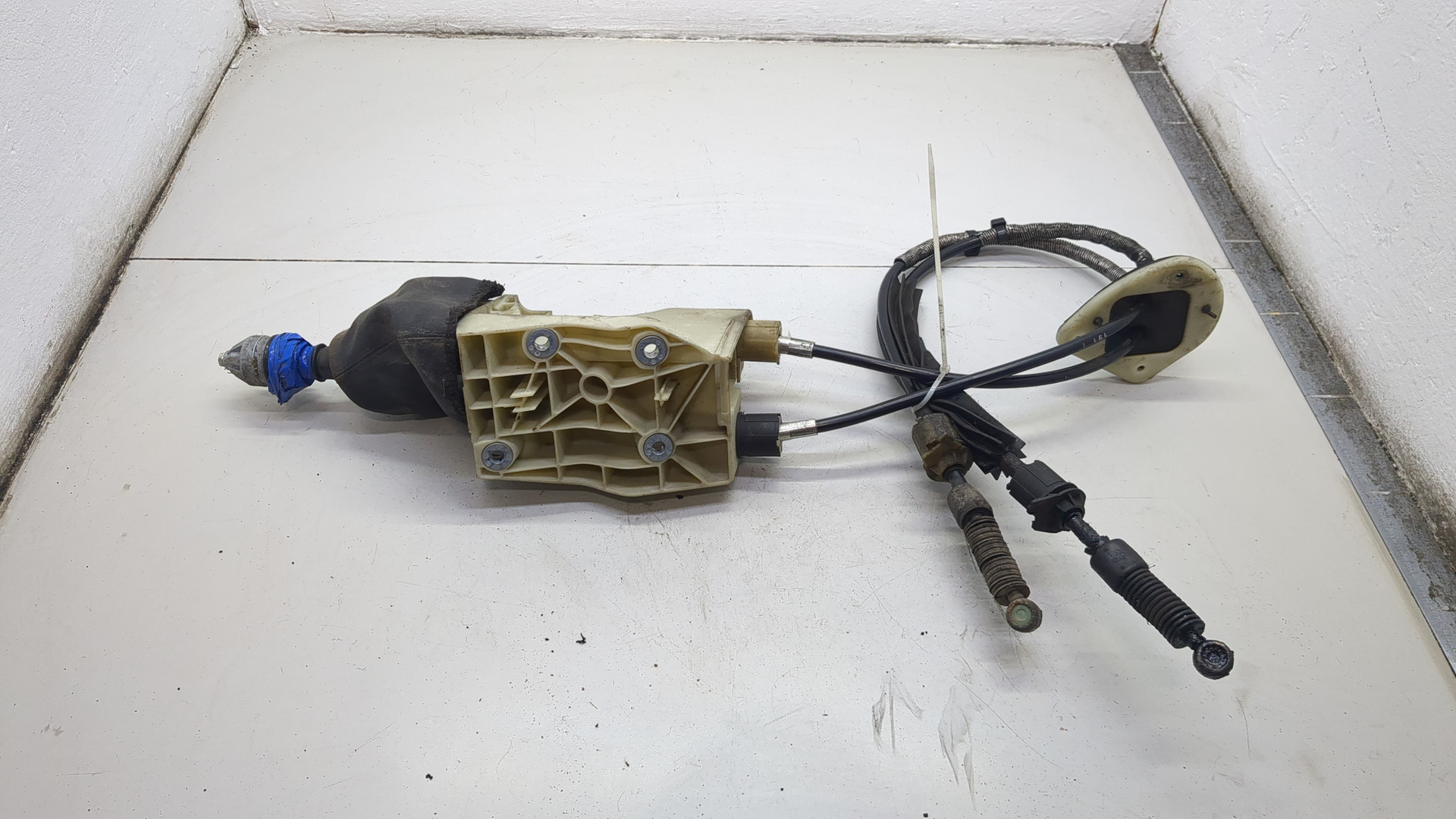 Кулиса МКПП / АКПП