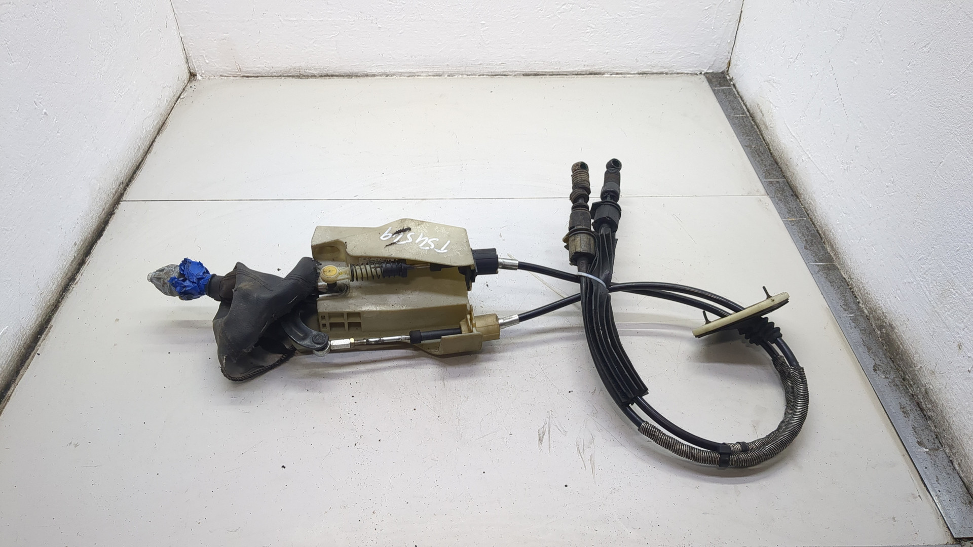 Кулиса МКПП / АКПП