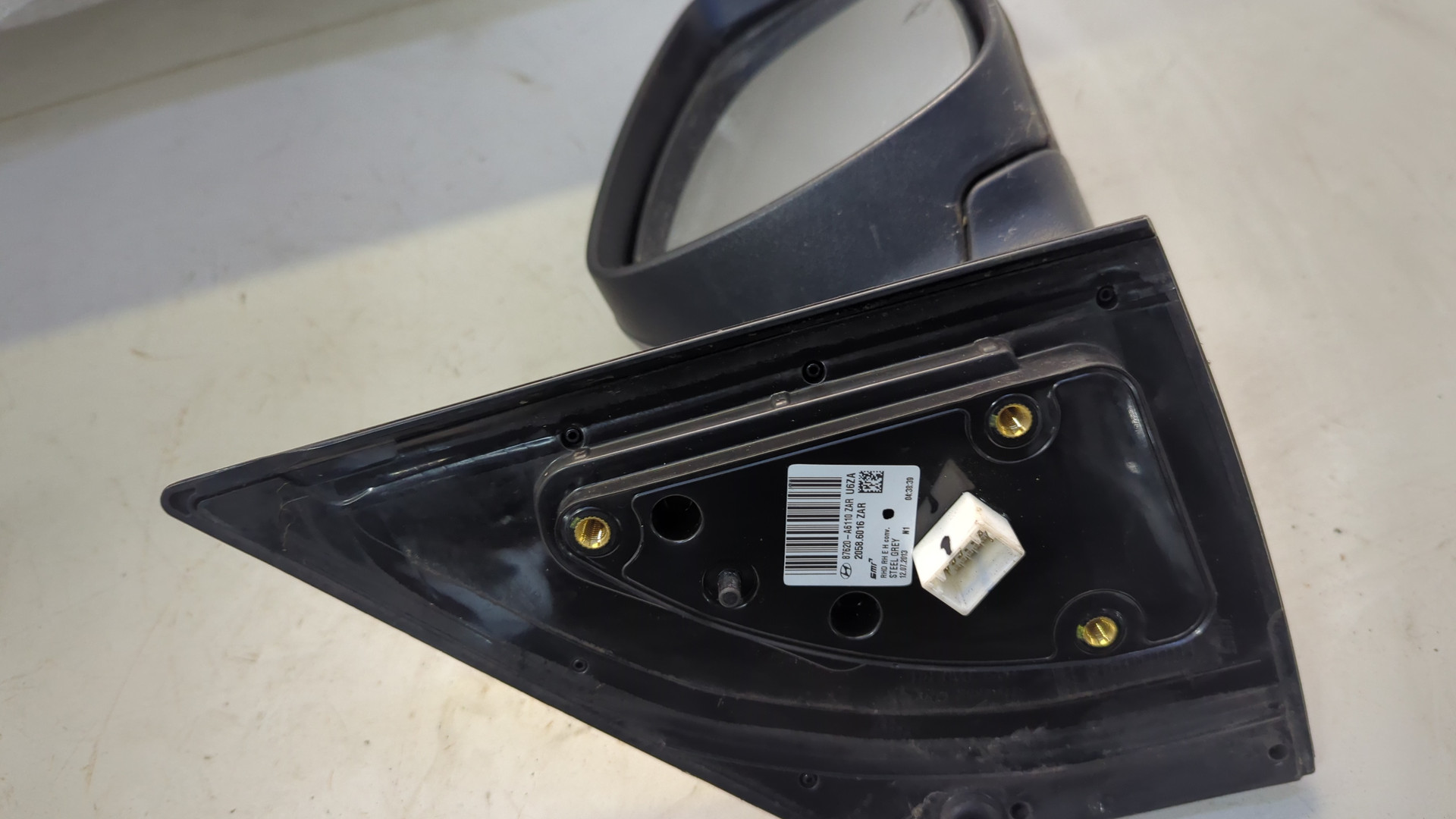 Зеркало правое электрическое