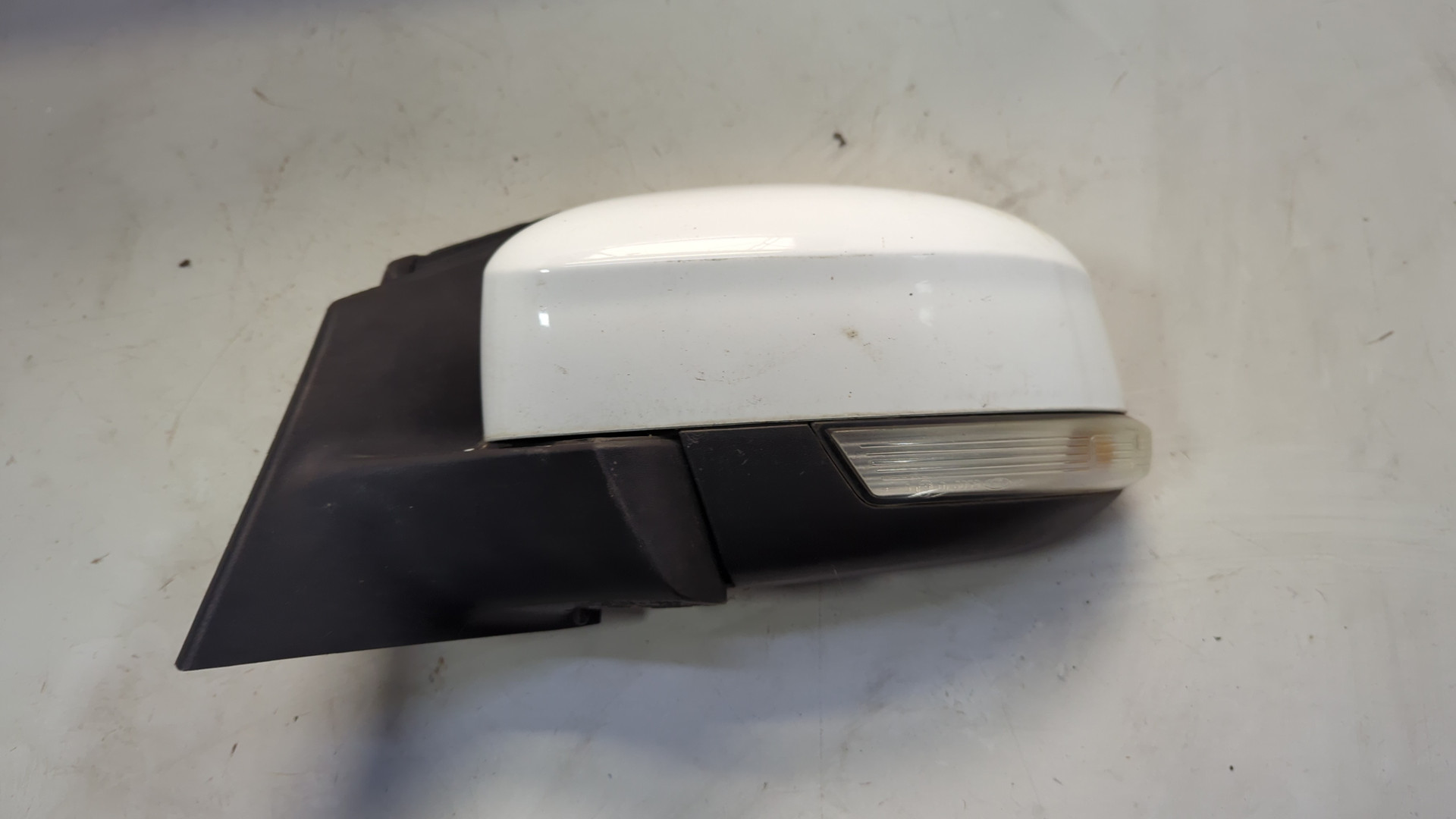 Зеркало левое электрическое