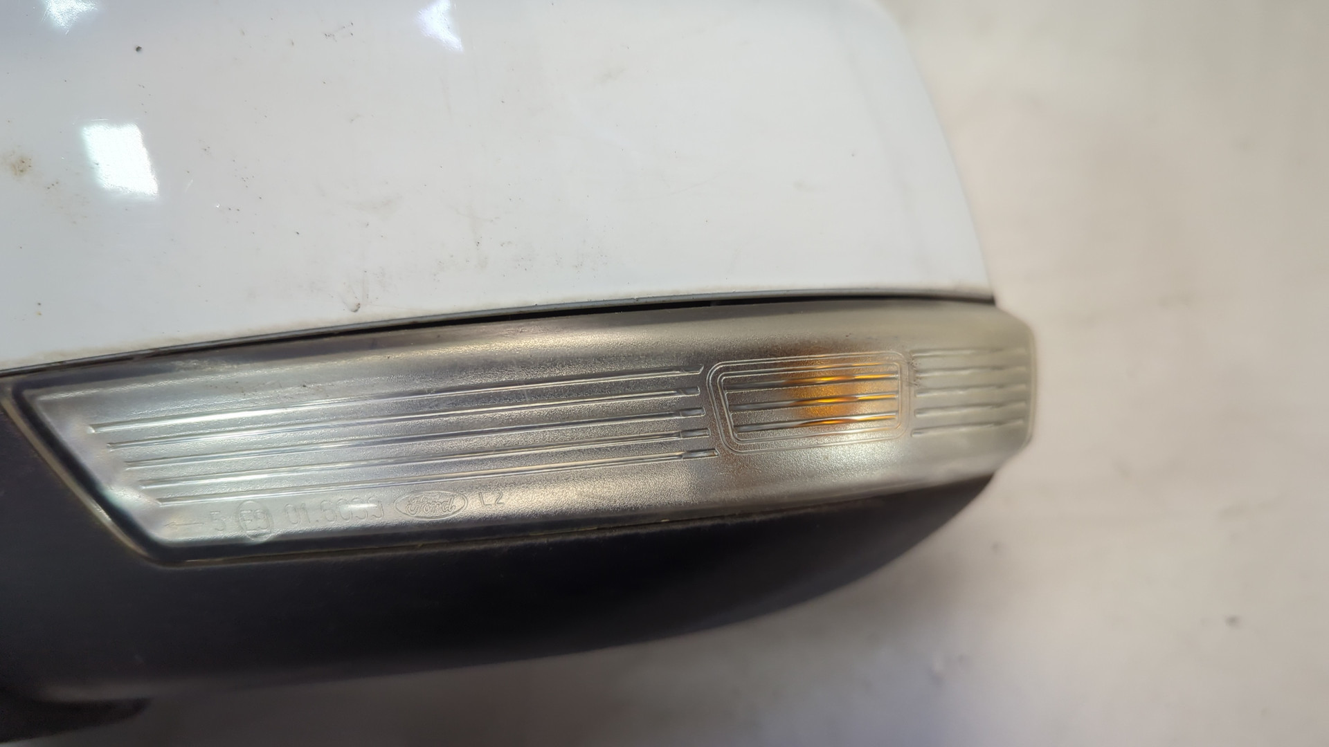 Зеркало левое электрическое