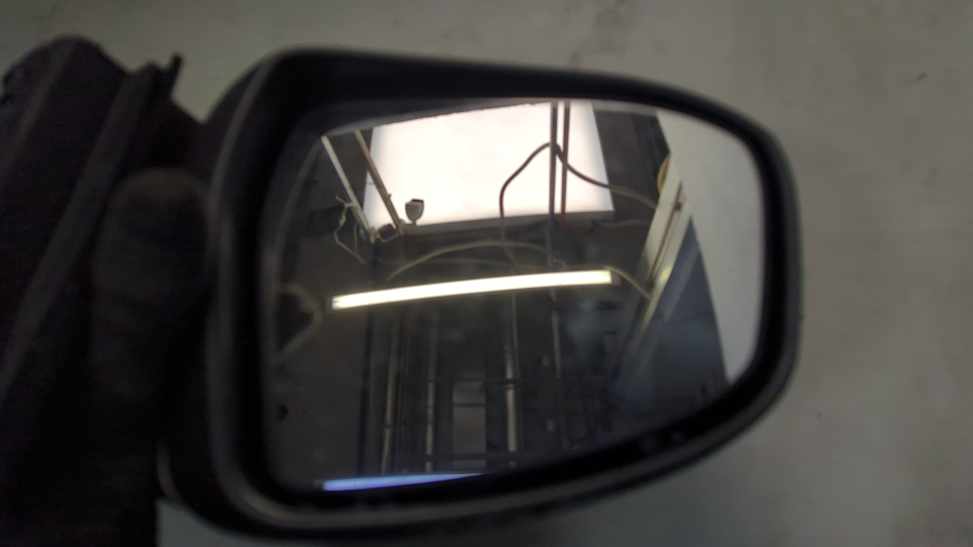 Зеркало левое электрическое