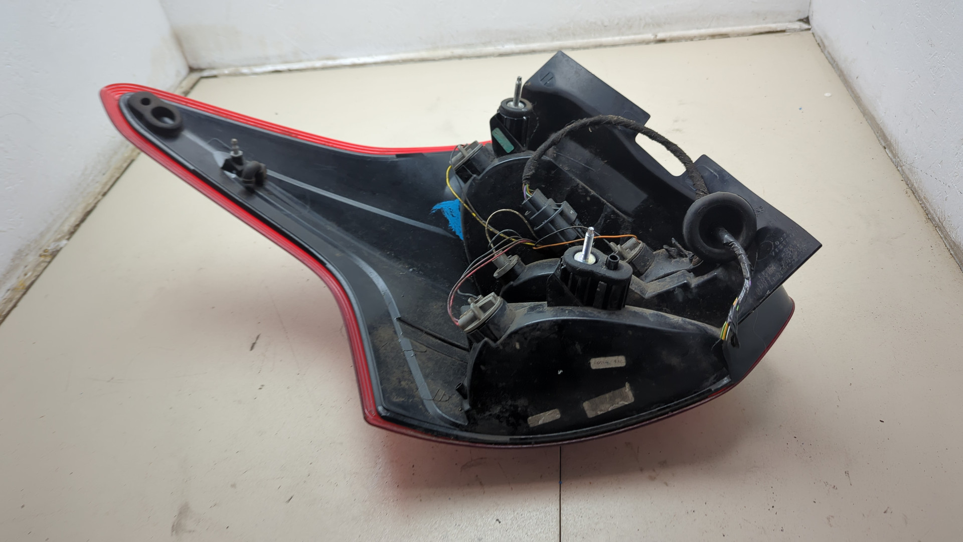 Фонарь задний правый