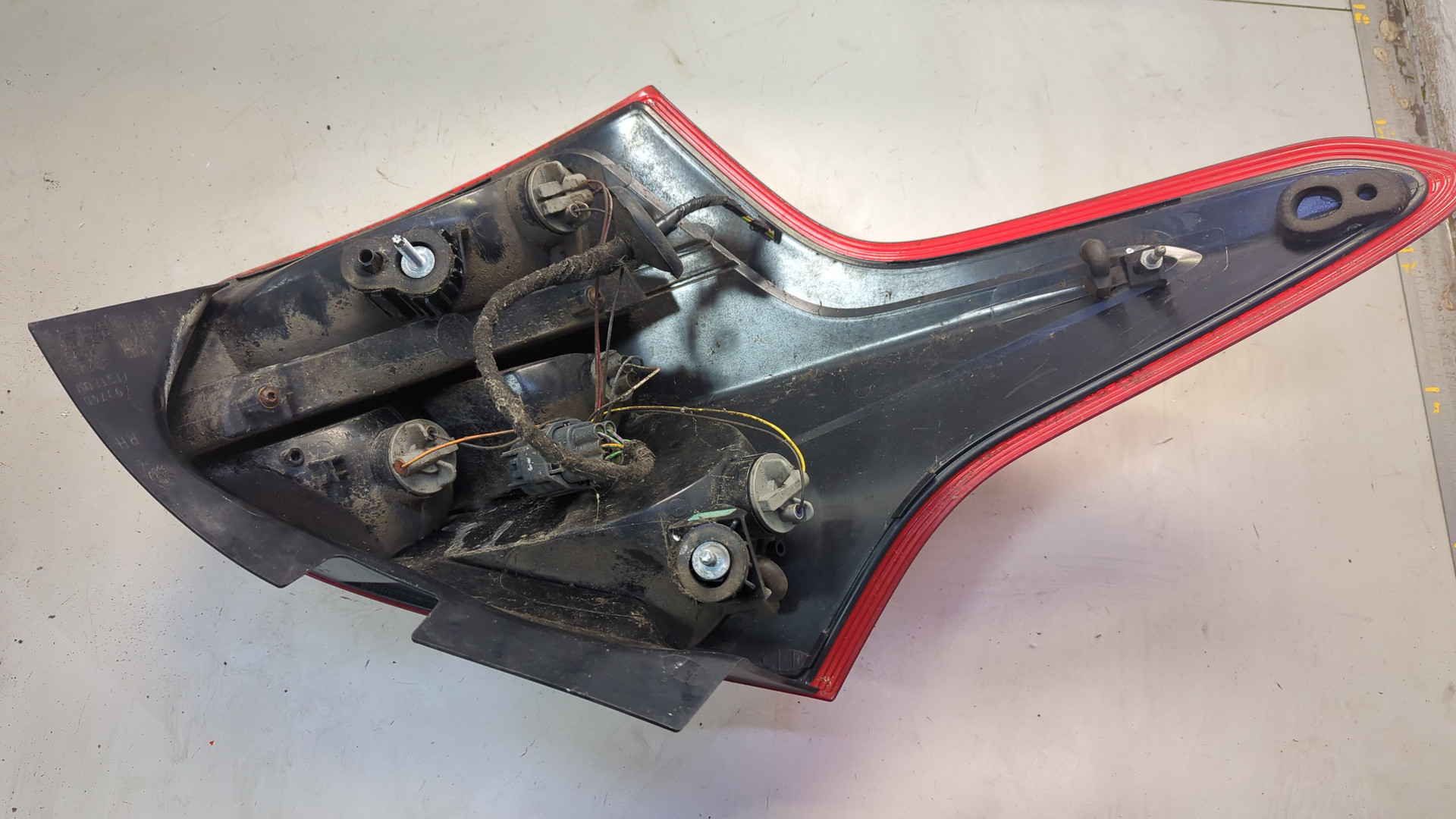 Фонарь задний правый