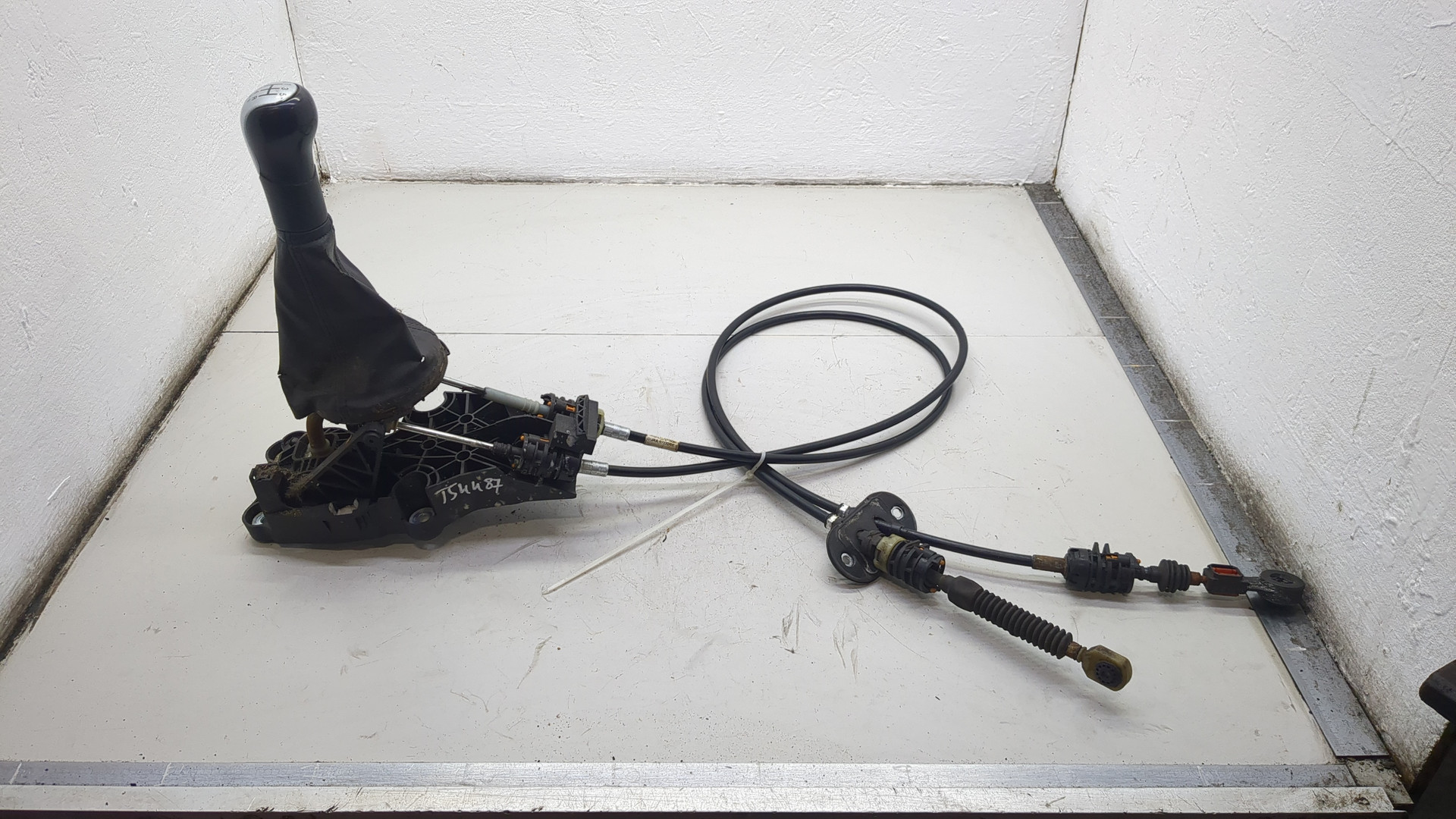 Кулиса МКПП / АКПП