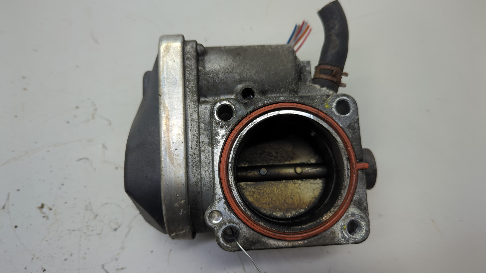 Заслонка дроссельная электрическая