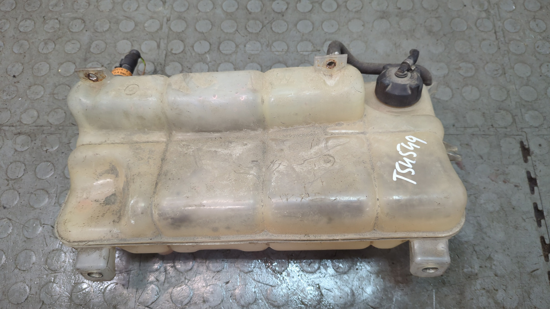 Бачок расширительный