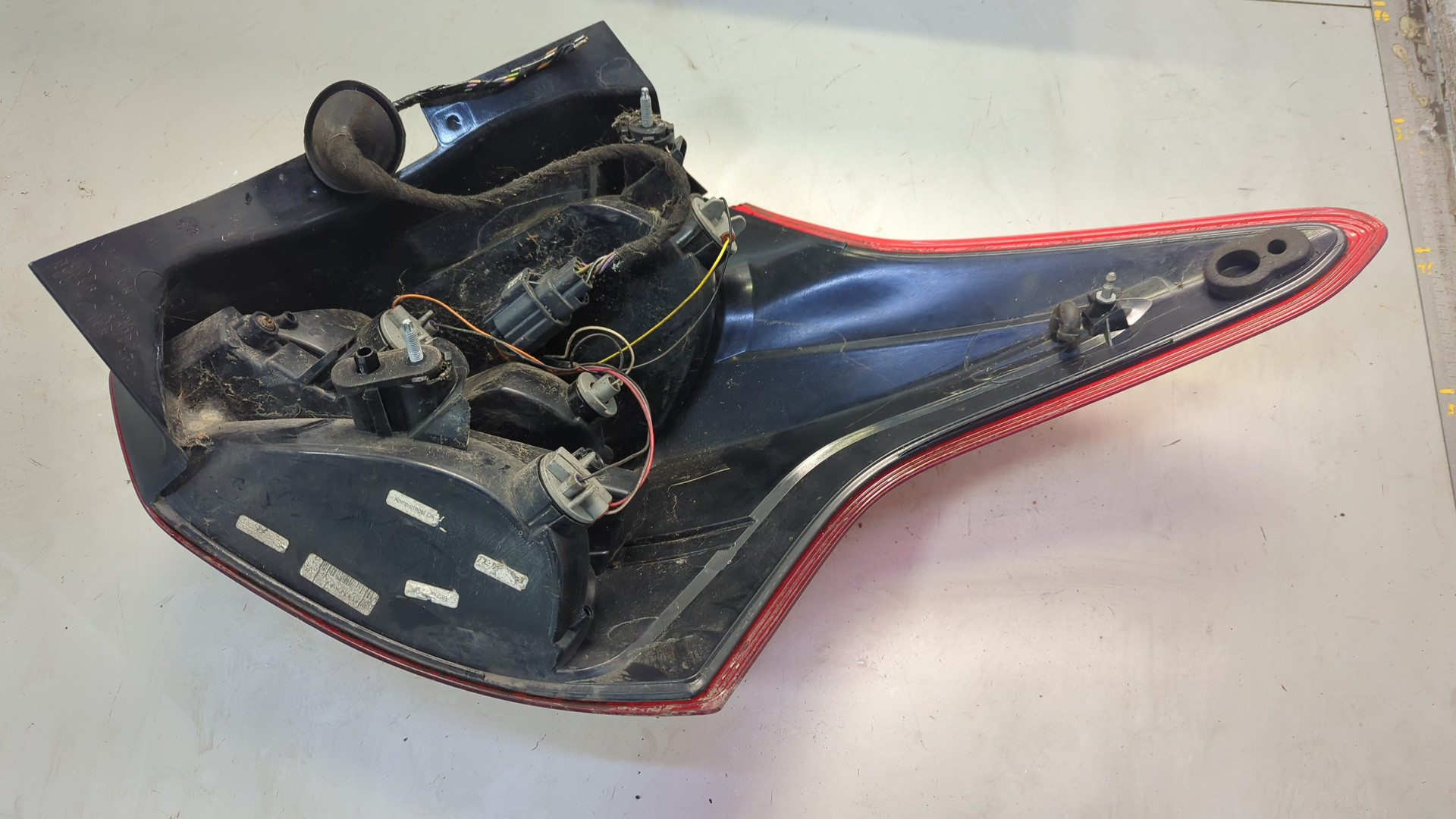 Фонарь задний левый