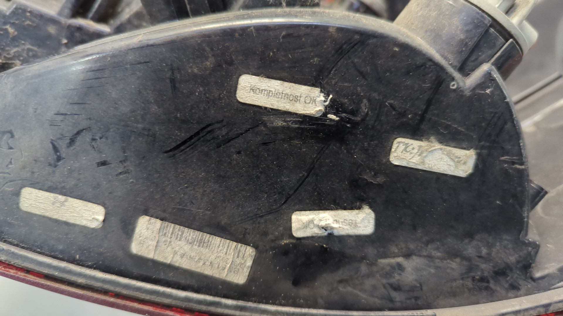 Фонарь задний левый