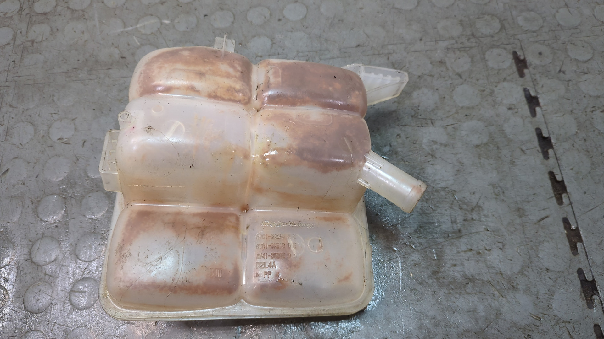 Бачок расширительный