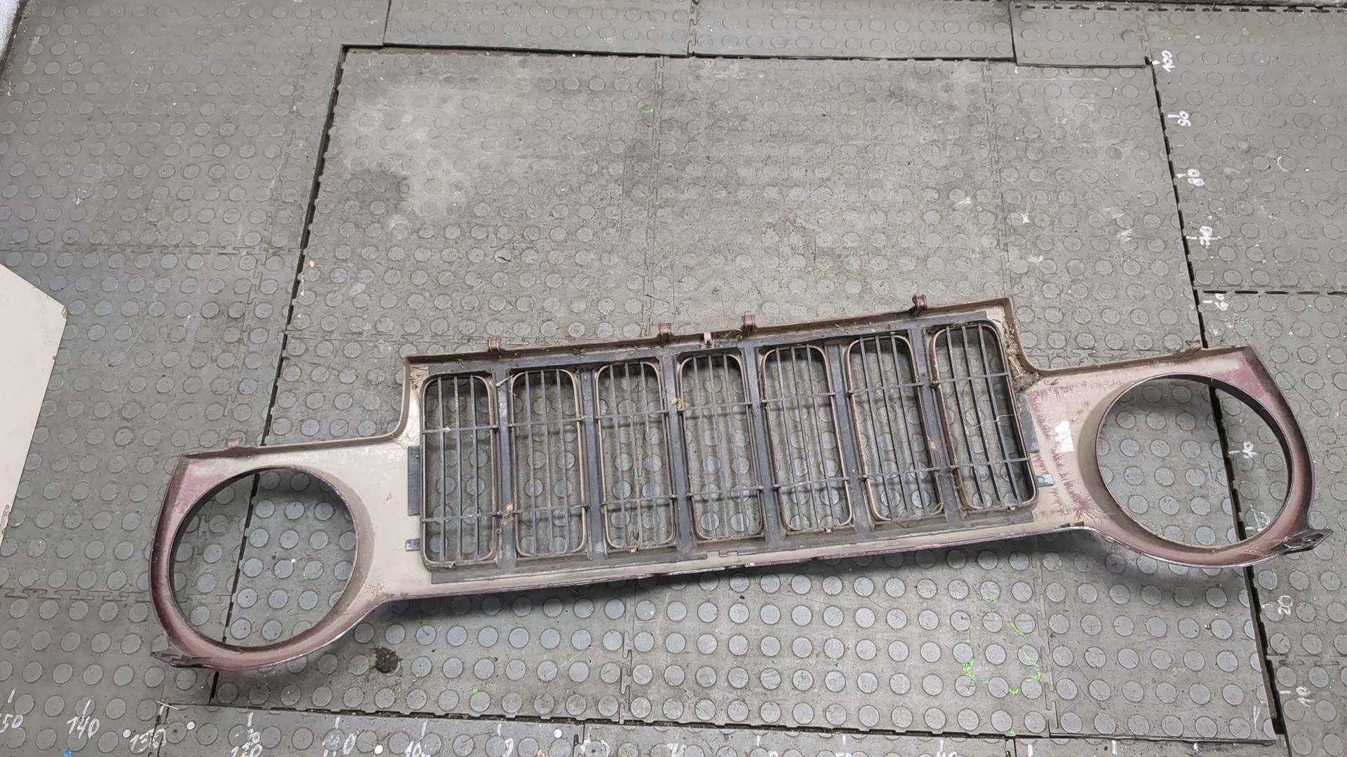 Решетка радиатора