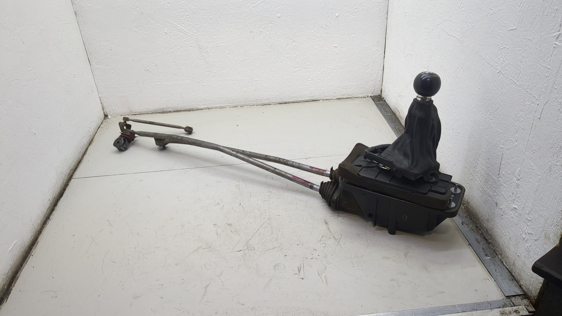 Кулиса МКПП / АКПП