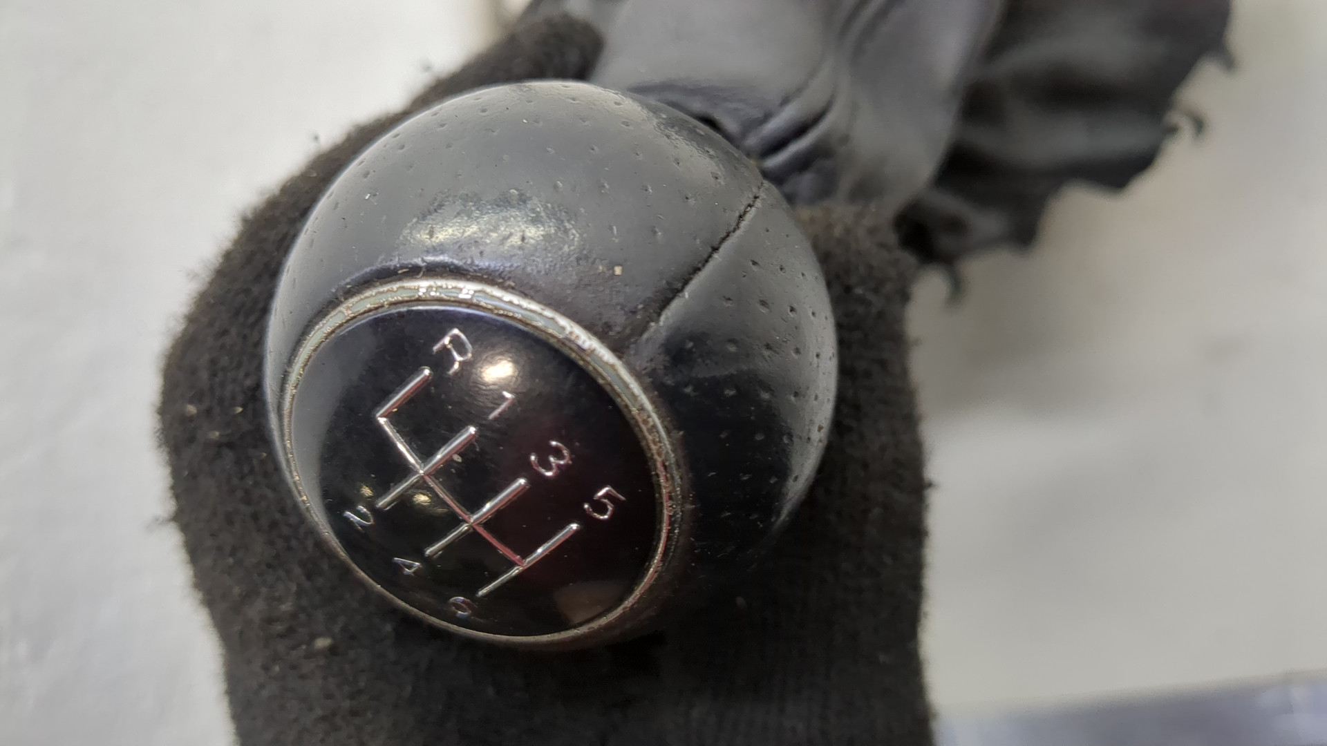 Кулиса МКПП / АКПП