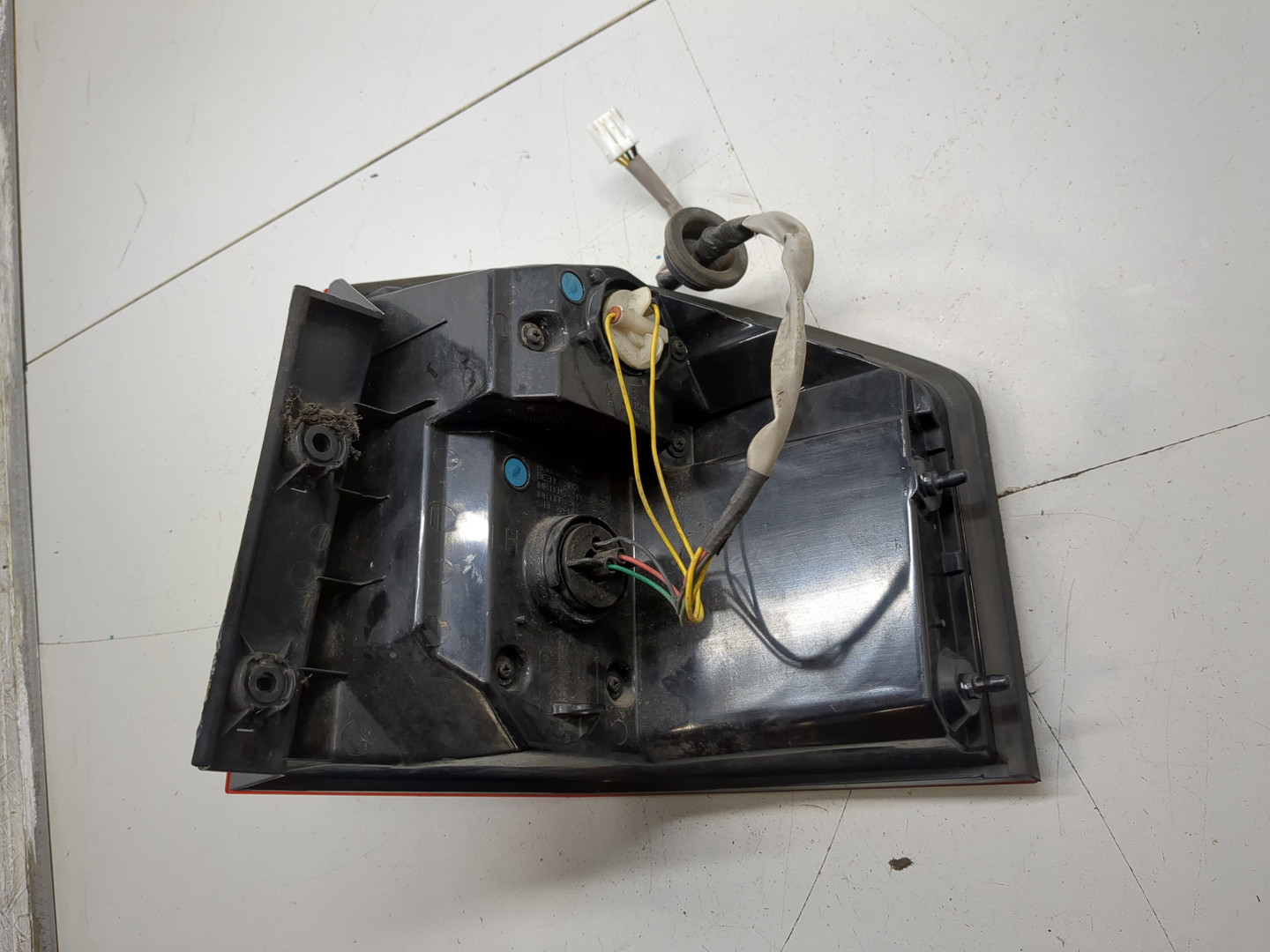 Фонарь задний левый