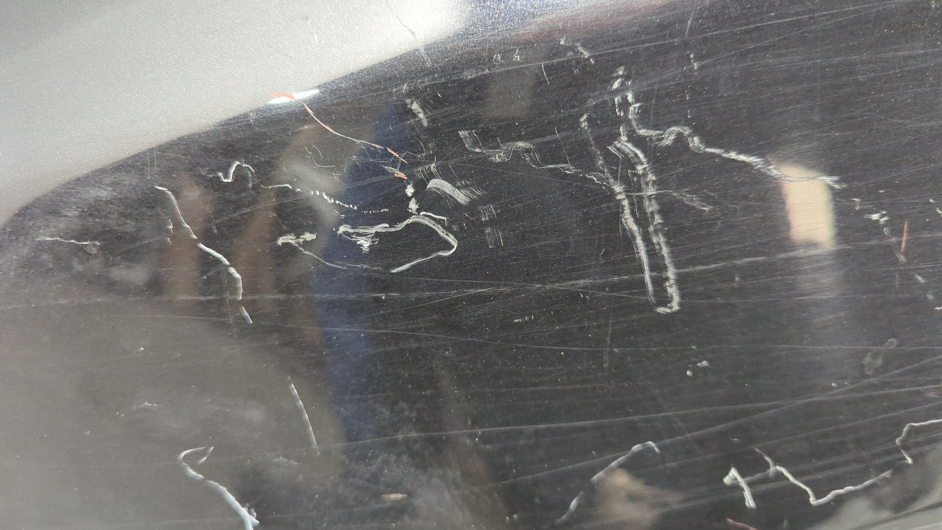 Крыло переднее левое