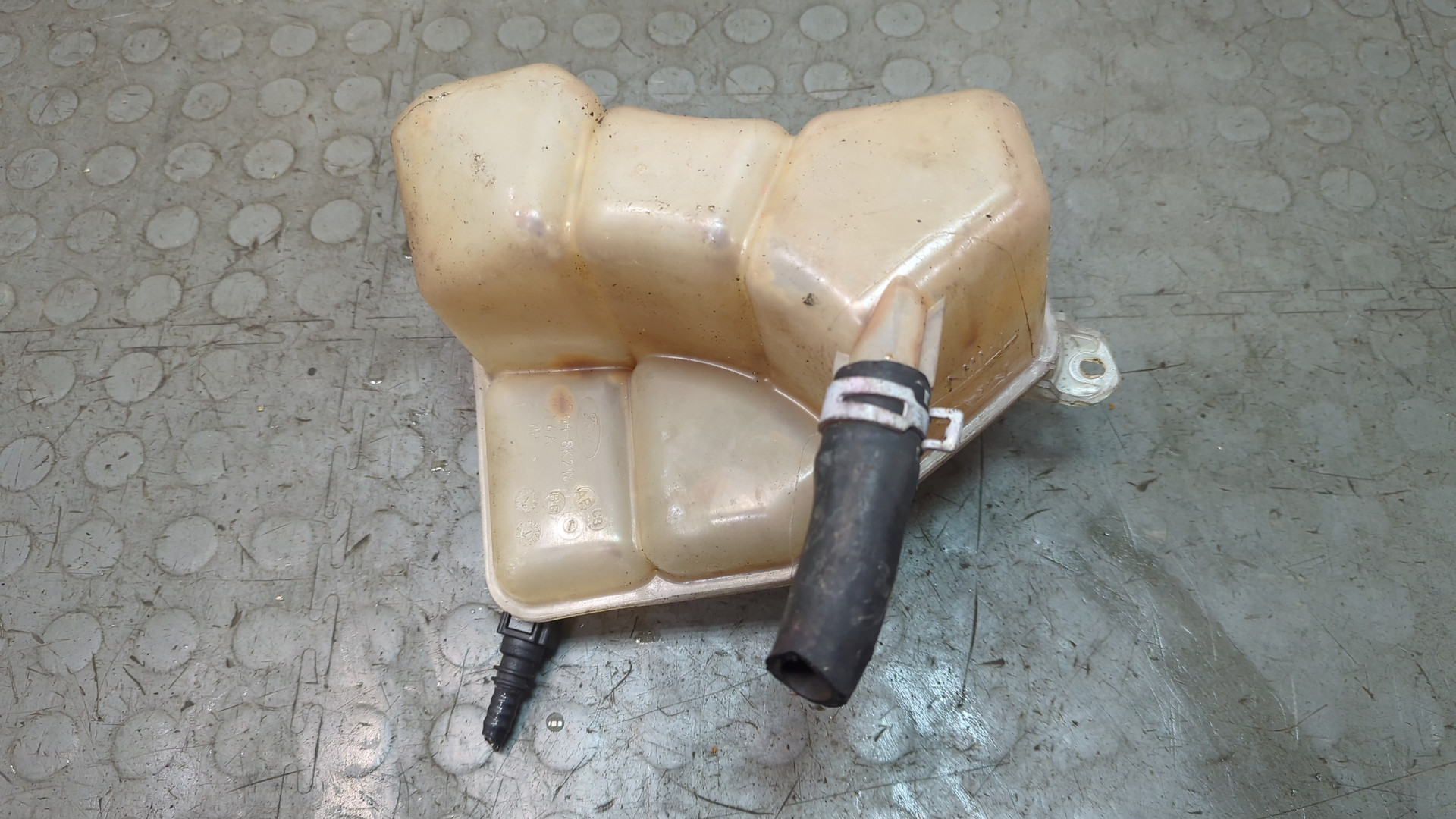 Бачок расширительный