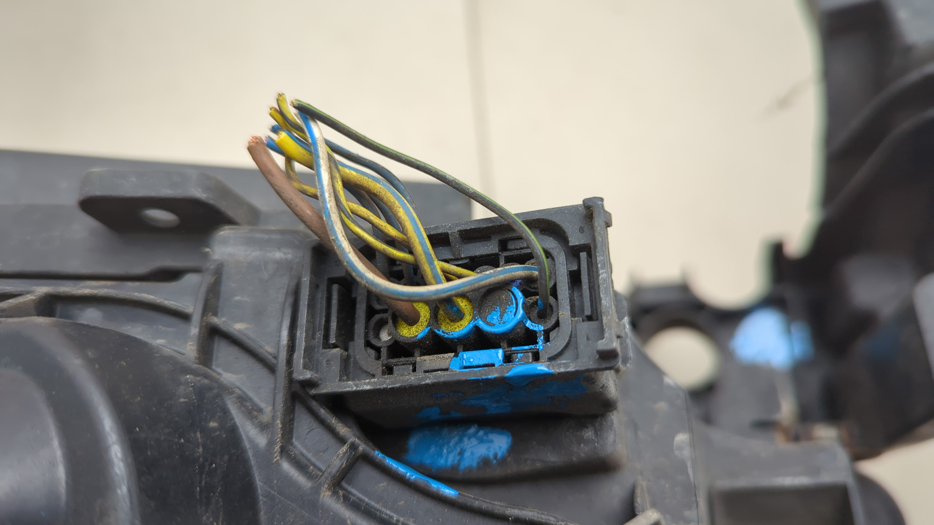 Фара правая