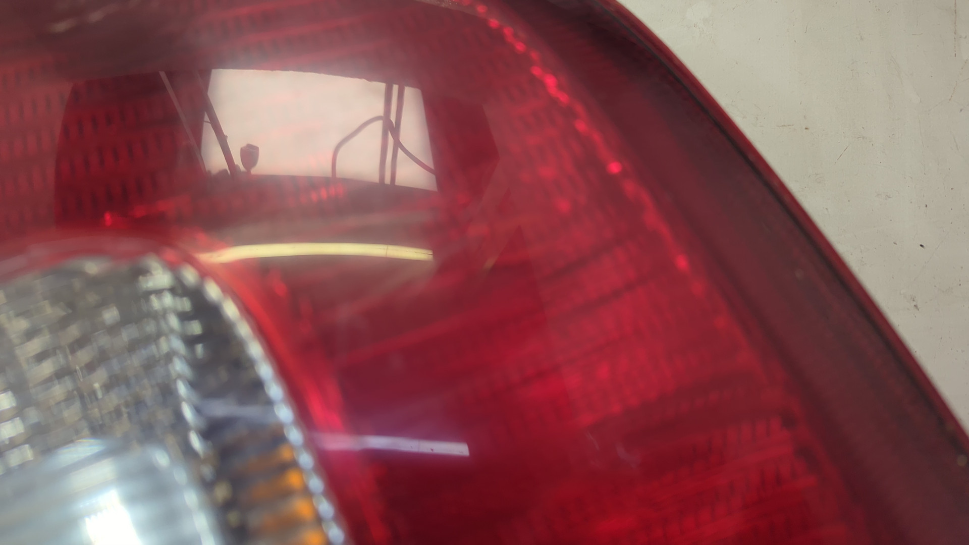 Фонарь задний правый