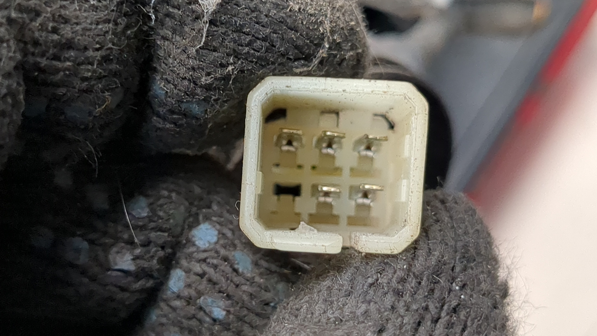 Фонарь задний правый