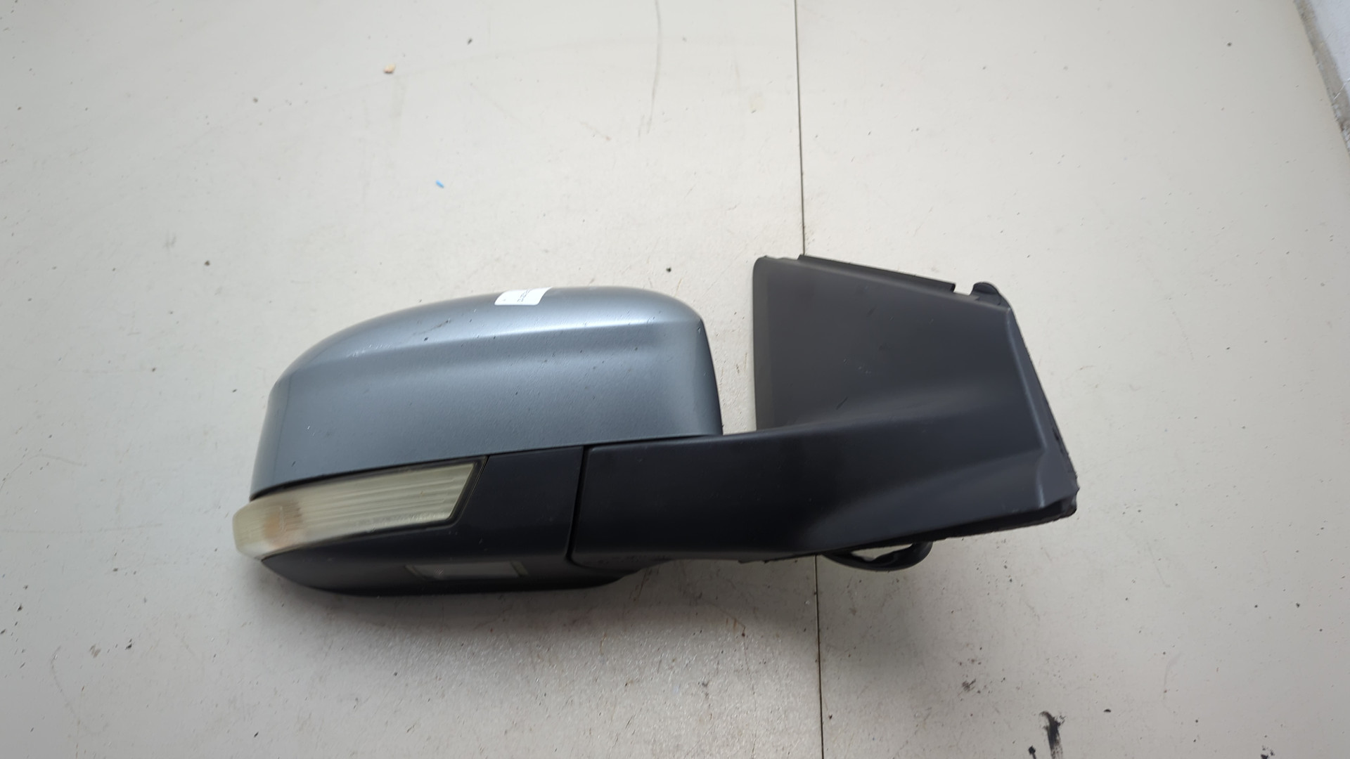 Зеркало правое электрическое