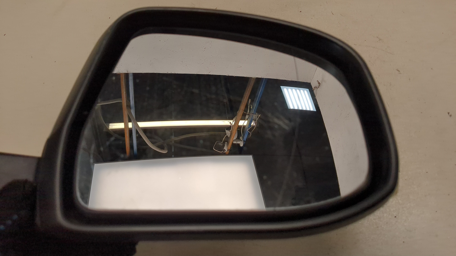 Зеркало правое электрическое