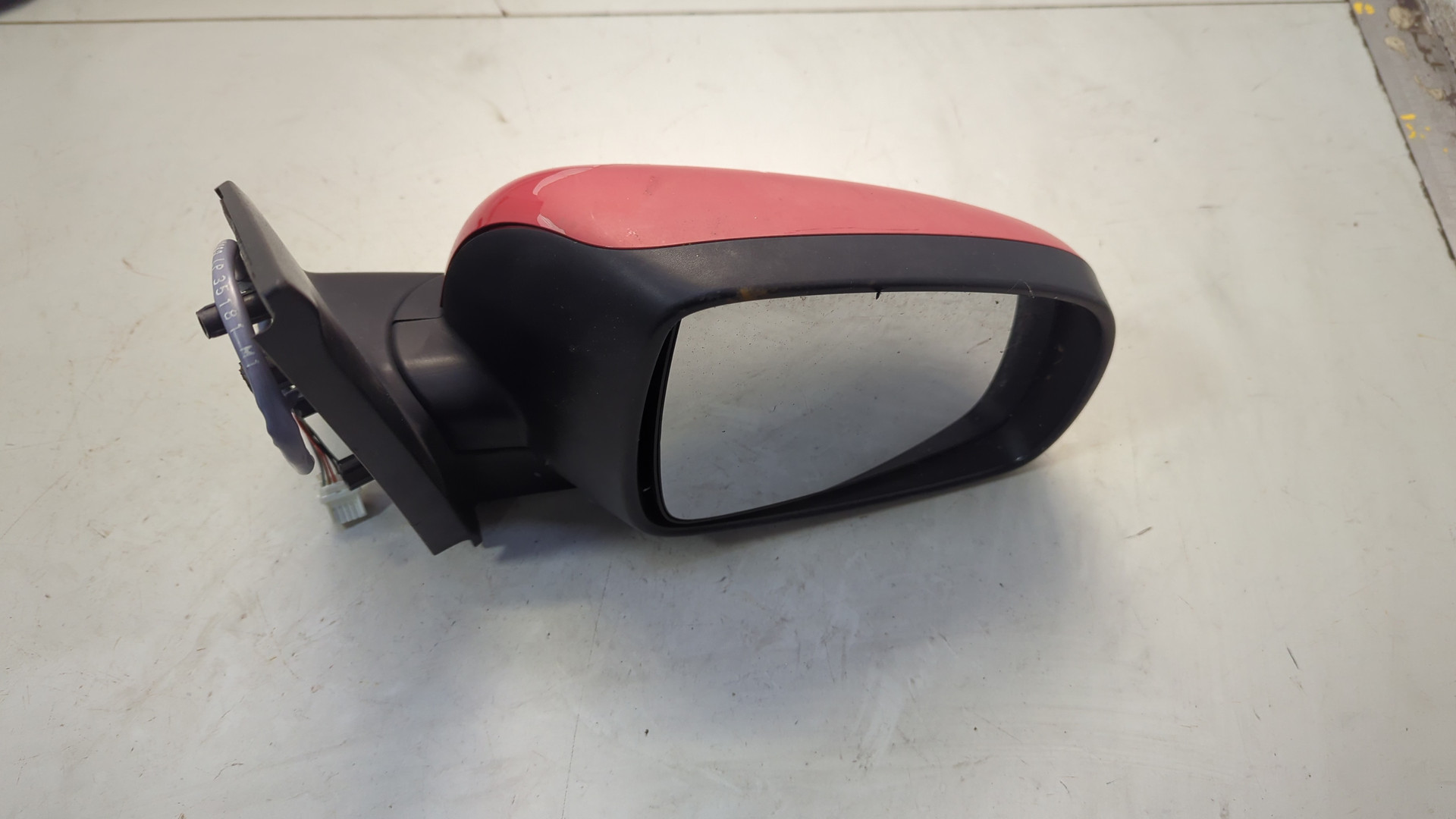 Зеркало правое электрическое