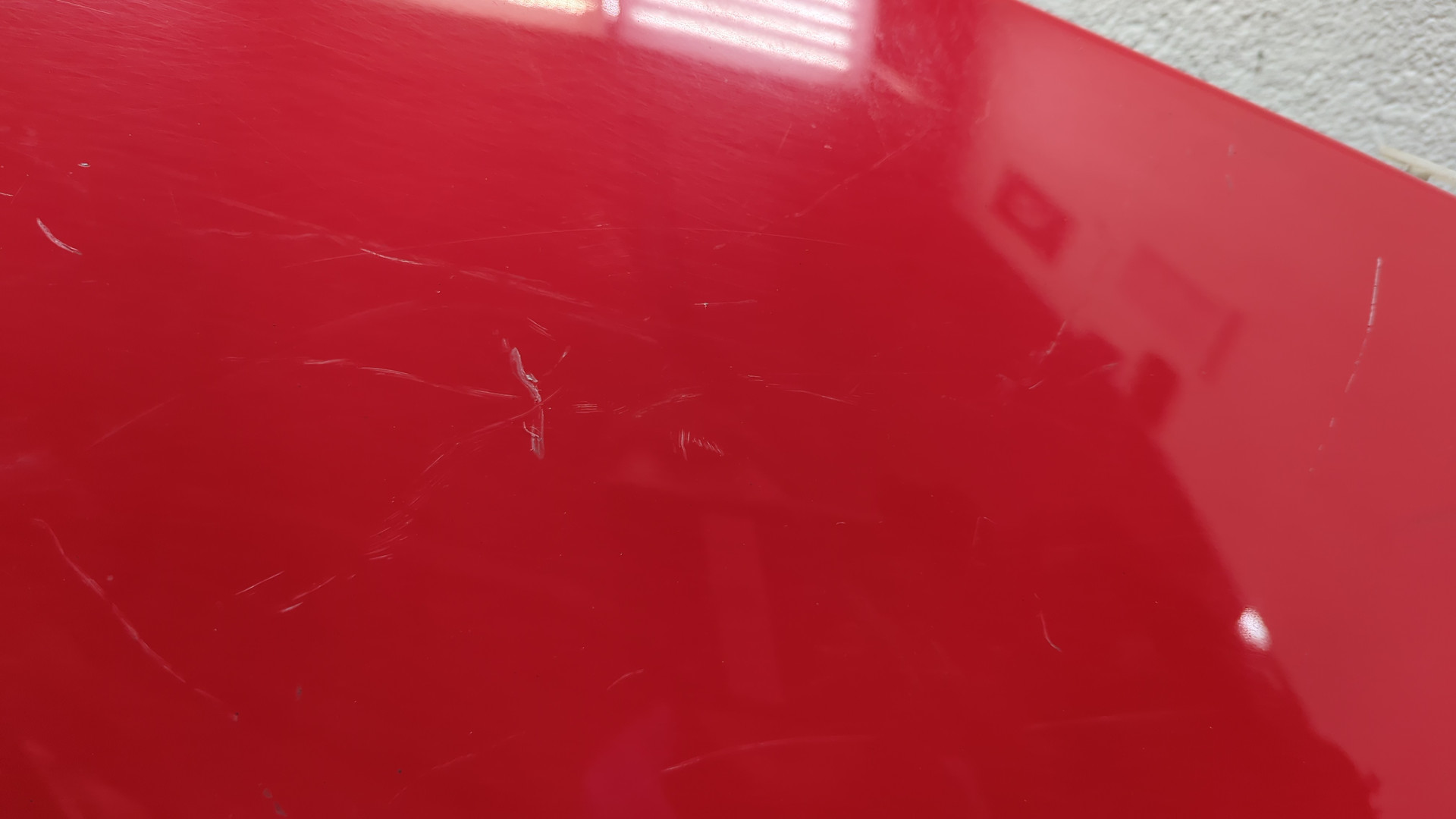 Крыло переднее правое