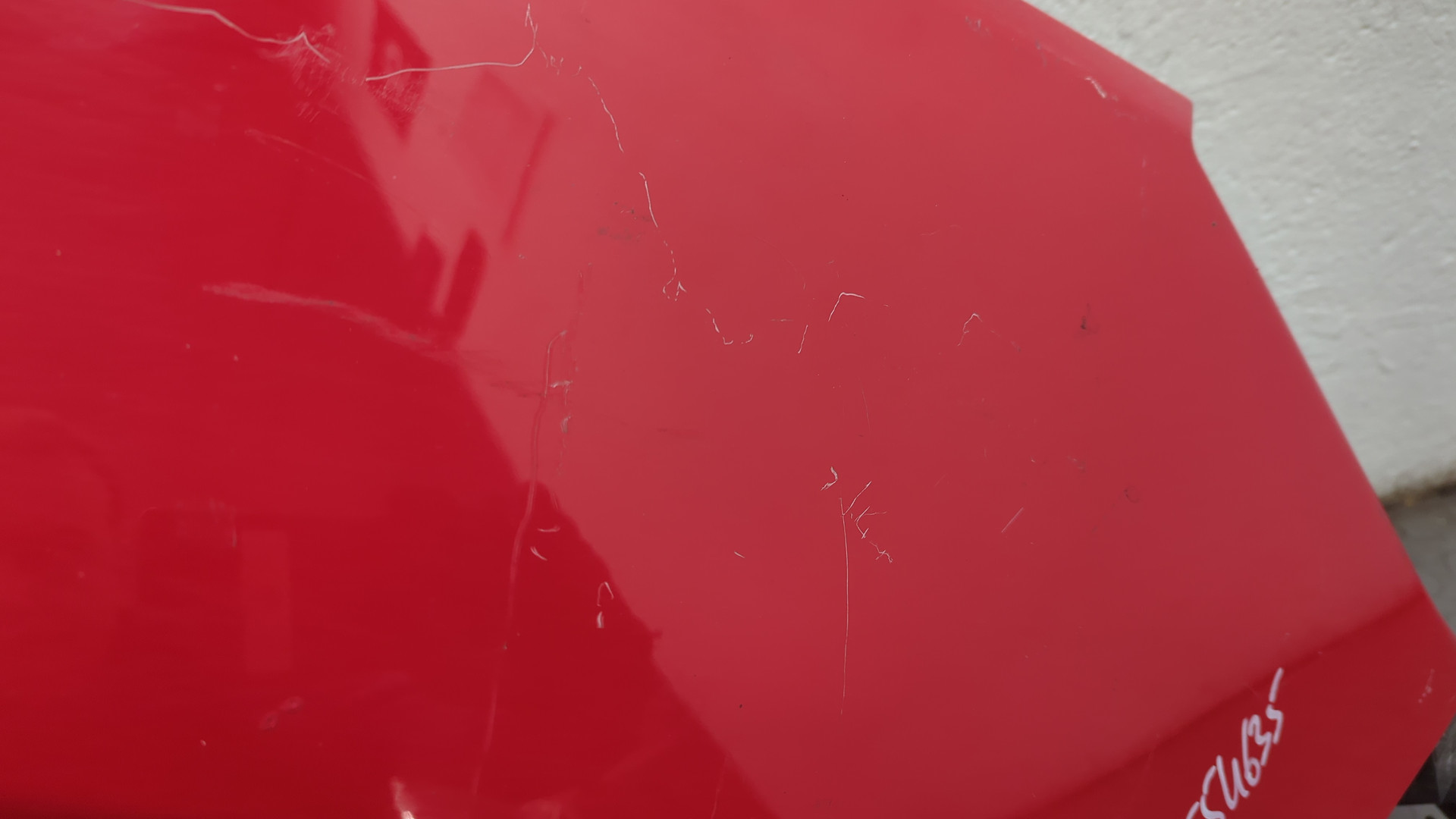 Крыло переднее правое