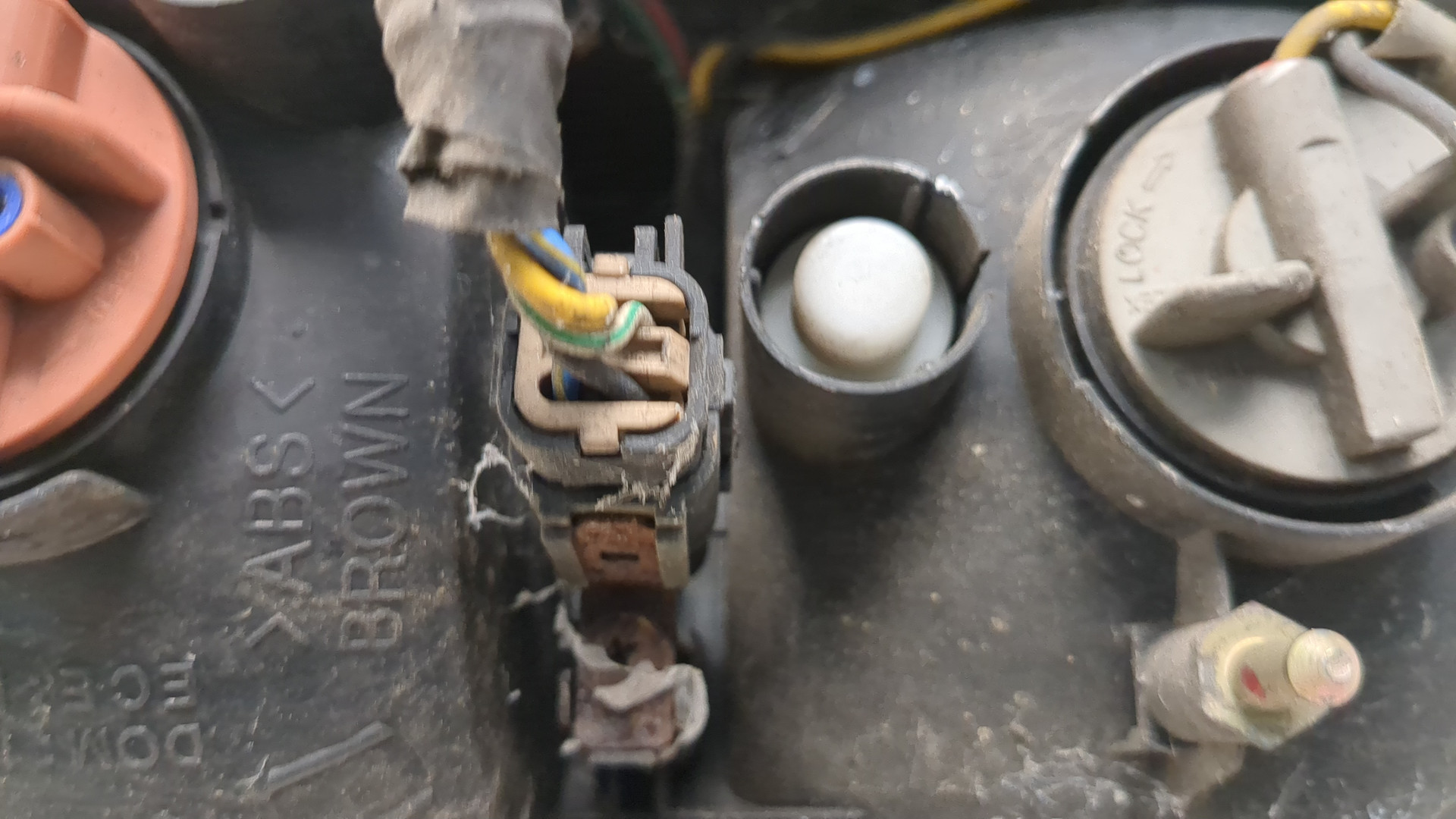 Фонарь задний правый