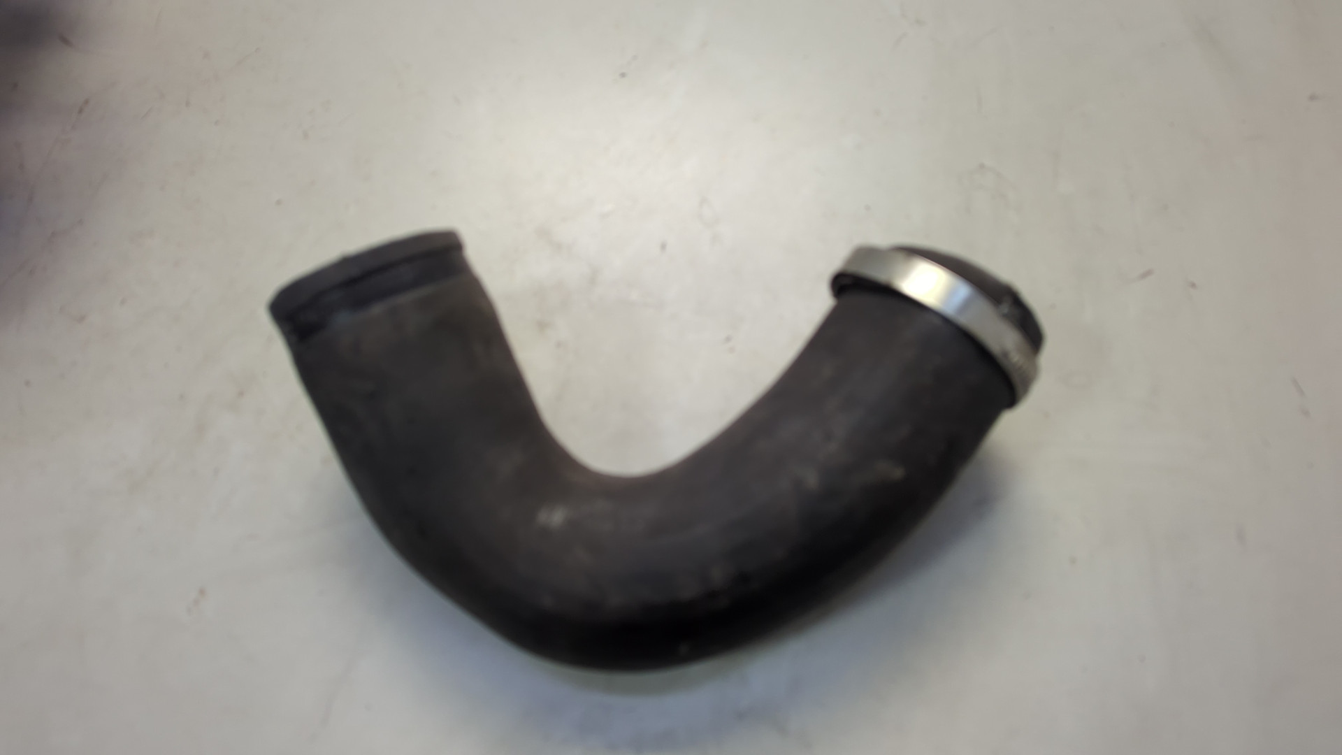 Патрубок интеркулера