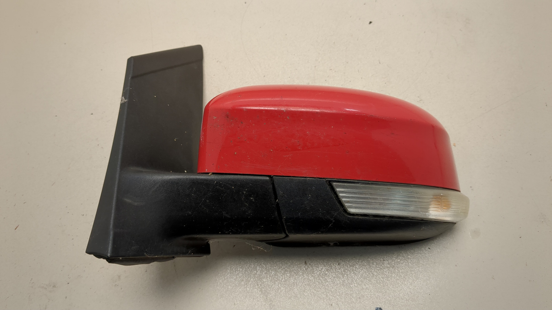 Зеркало левое электрическое