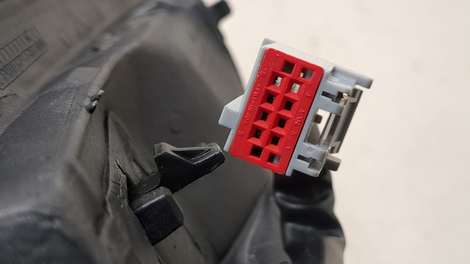 Зеркало левое электрическое