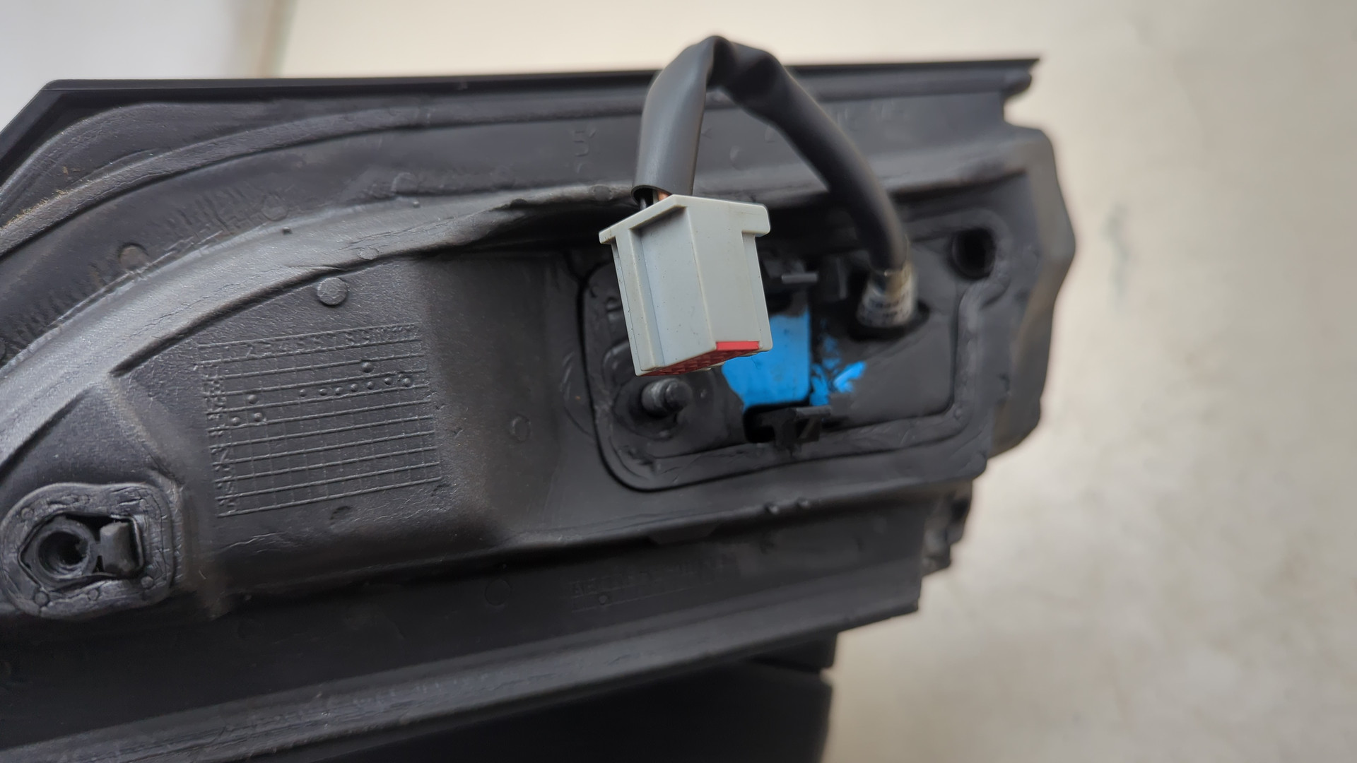 Зеркало левое электрическое