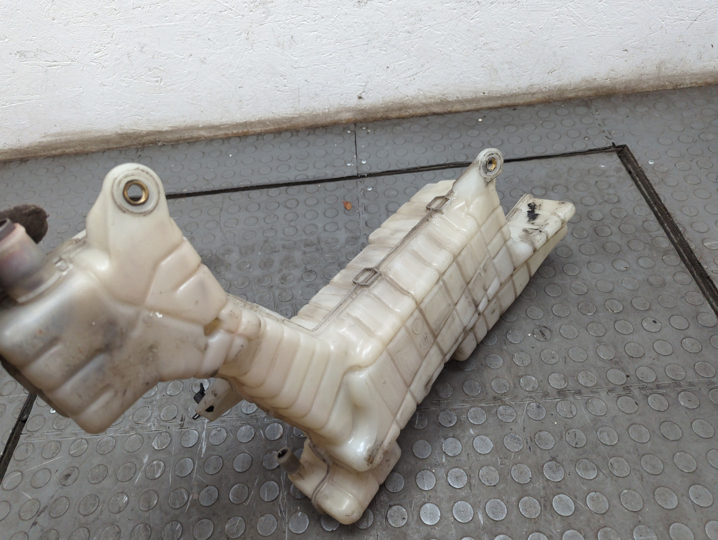 Бачок расширительный