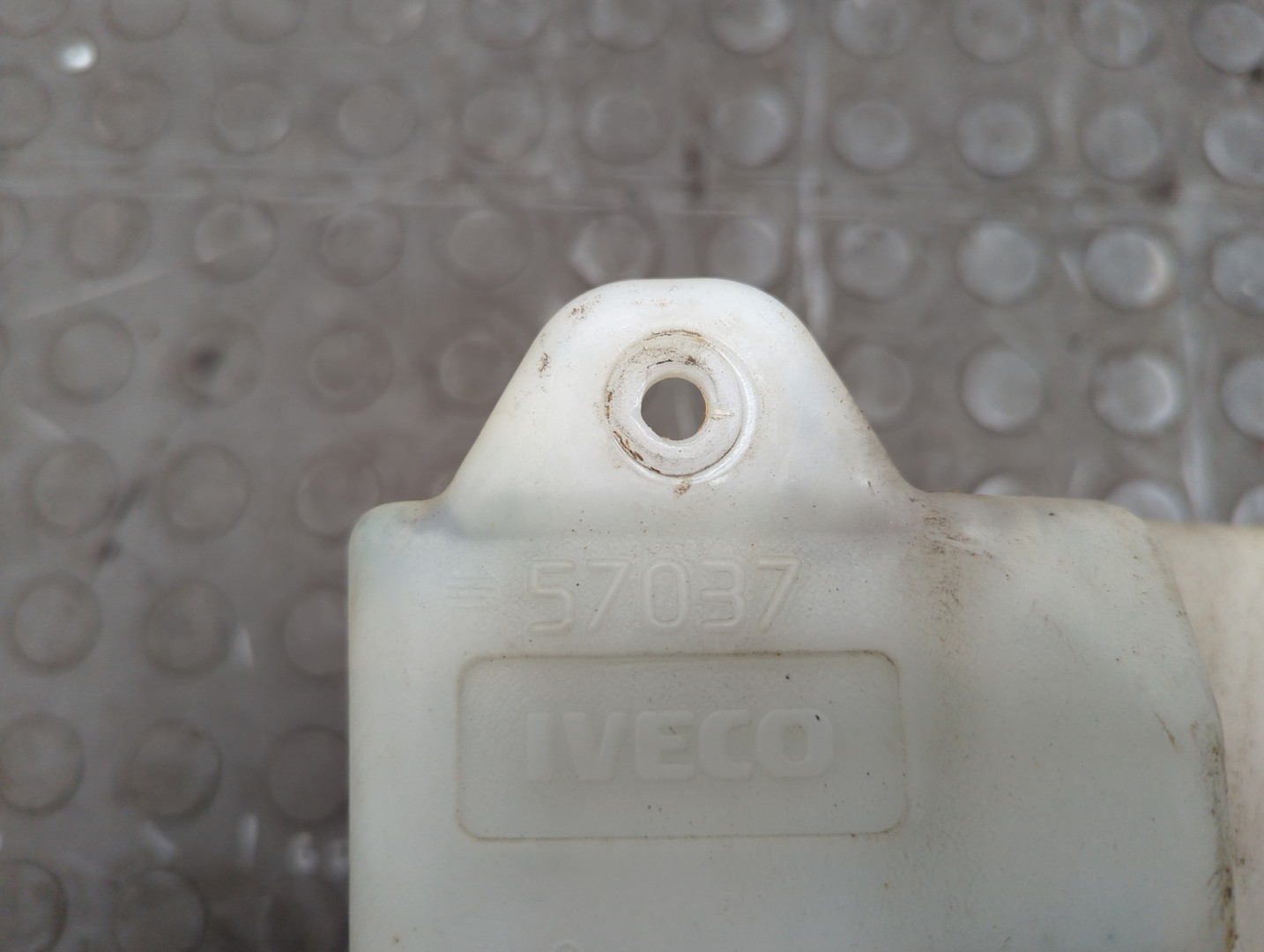 Бачок омывателя лобового стекла