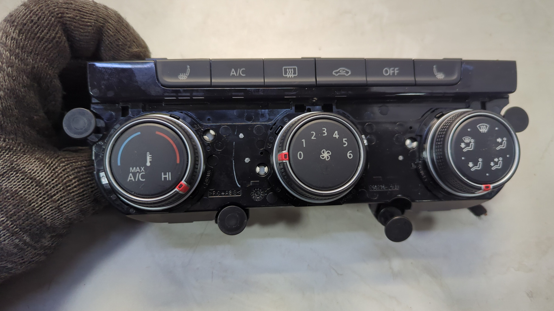 Переключатель отопителя