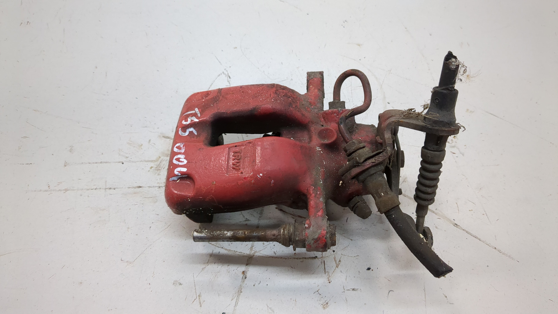 Суппорт задний левый