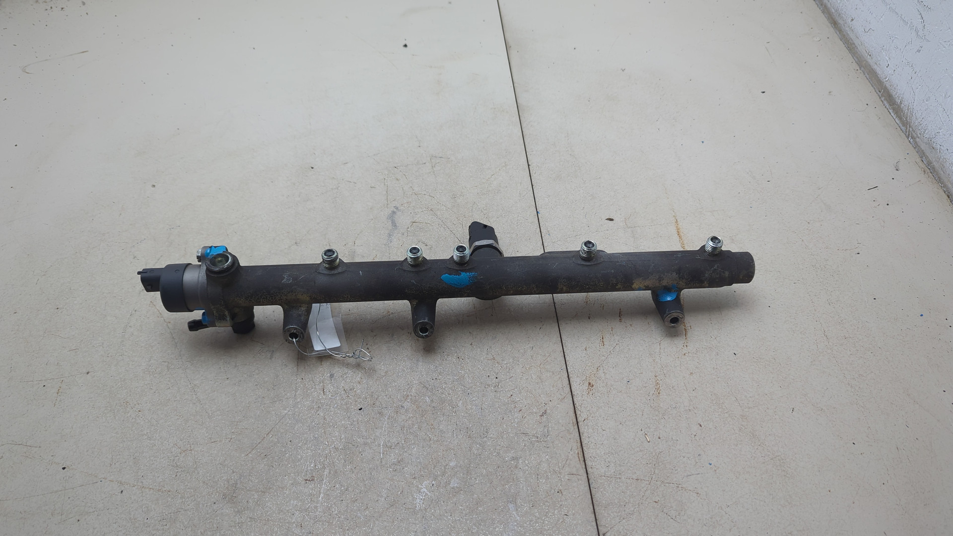 Рейка топливная (рампа)