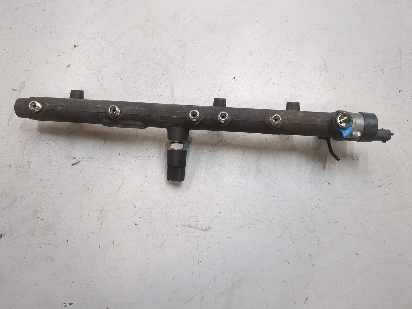 Рейка топливная (рампа)