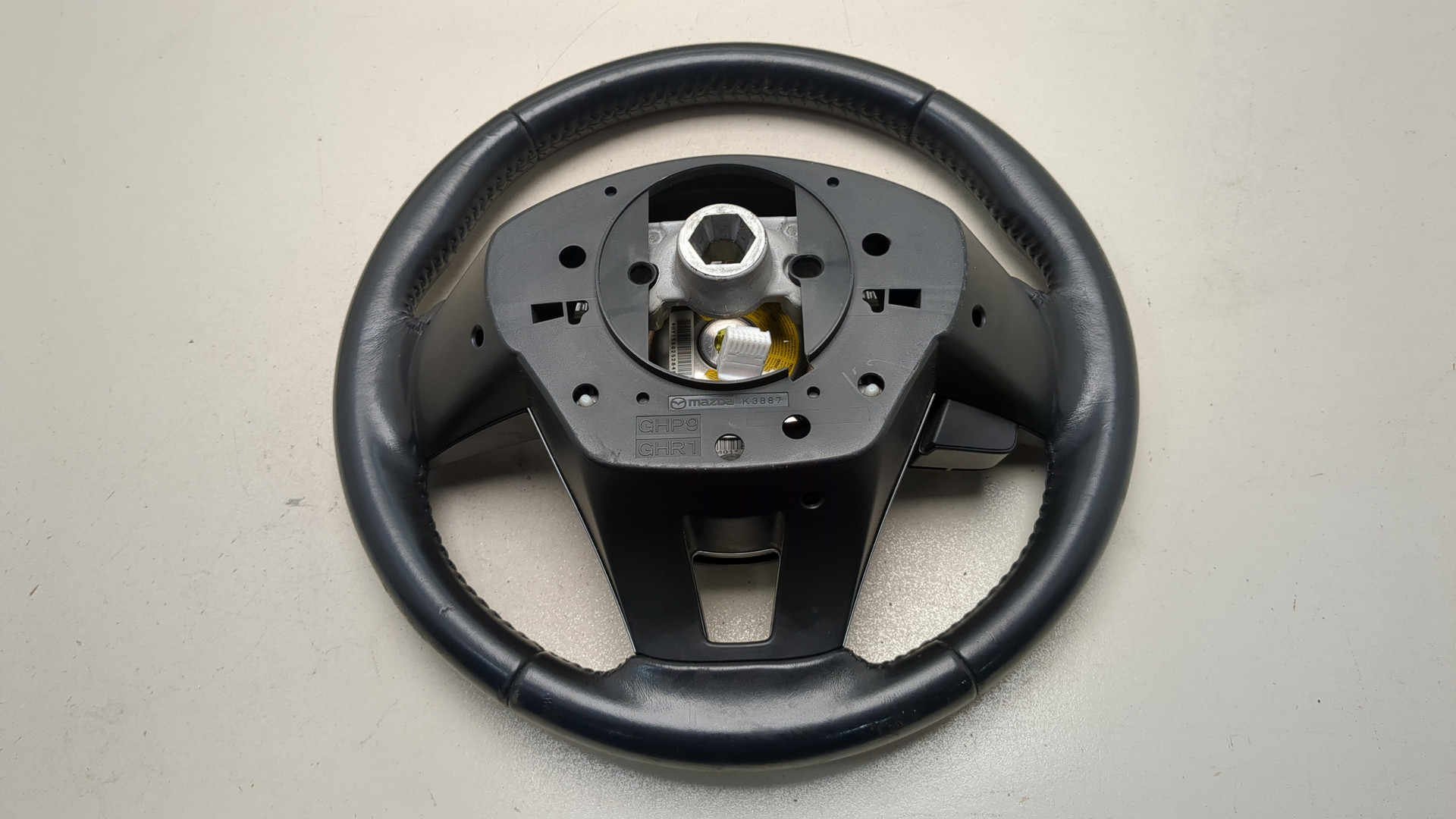 Рулевое колесо (руль)