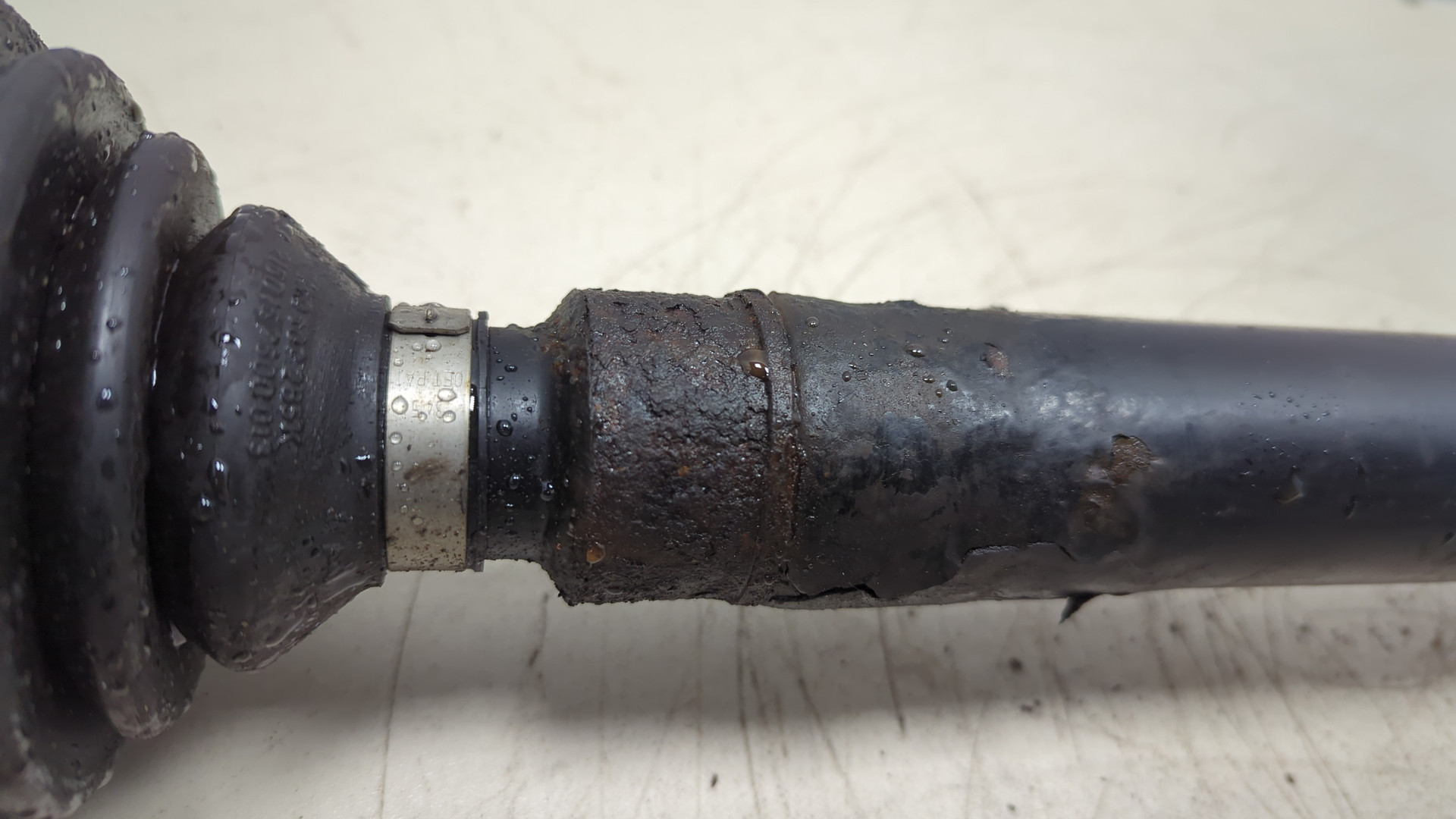 Полуось передняя правая