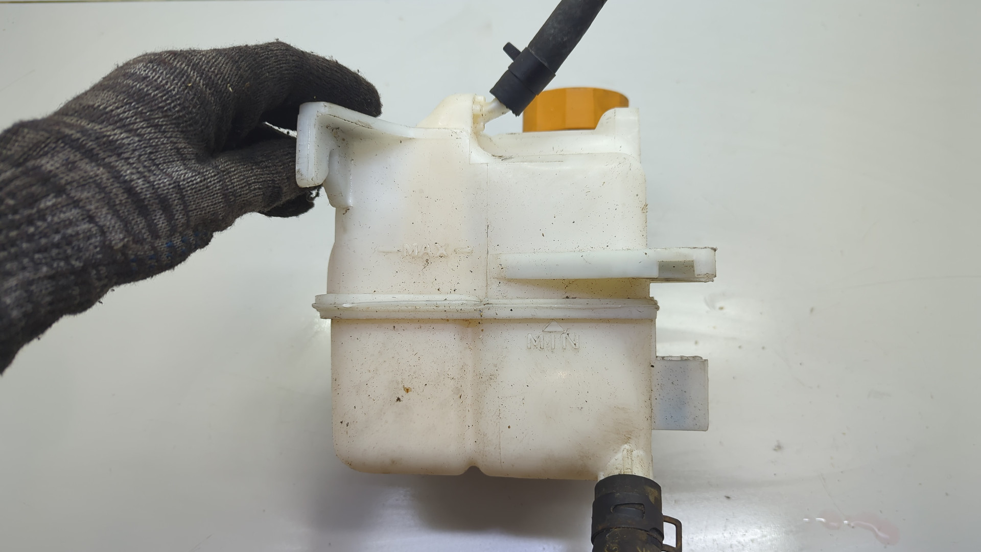 Бачок расширительный