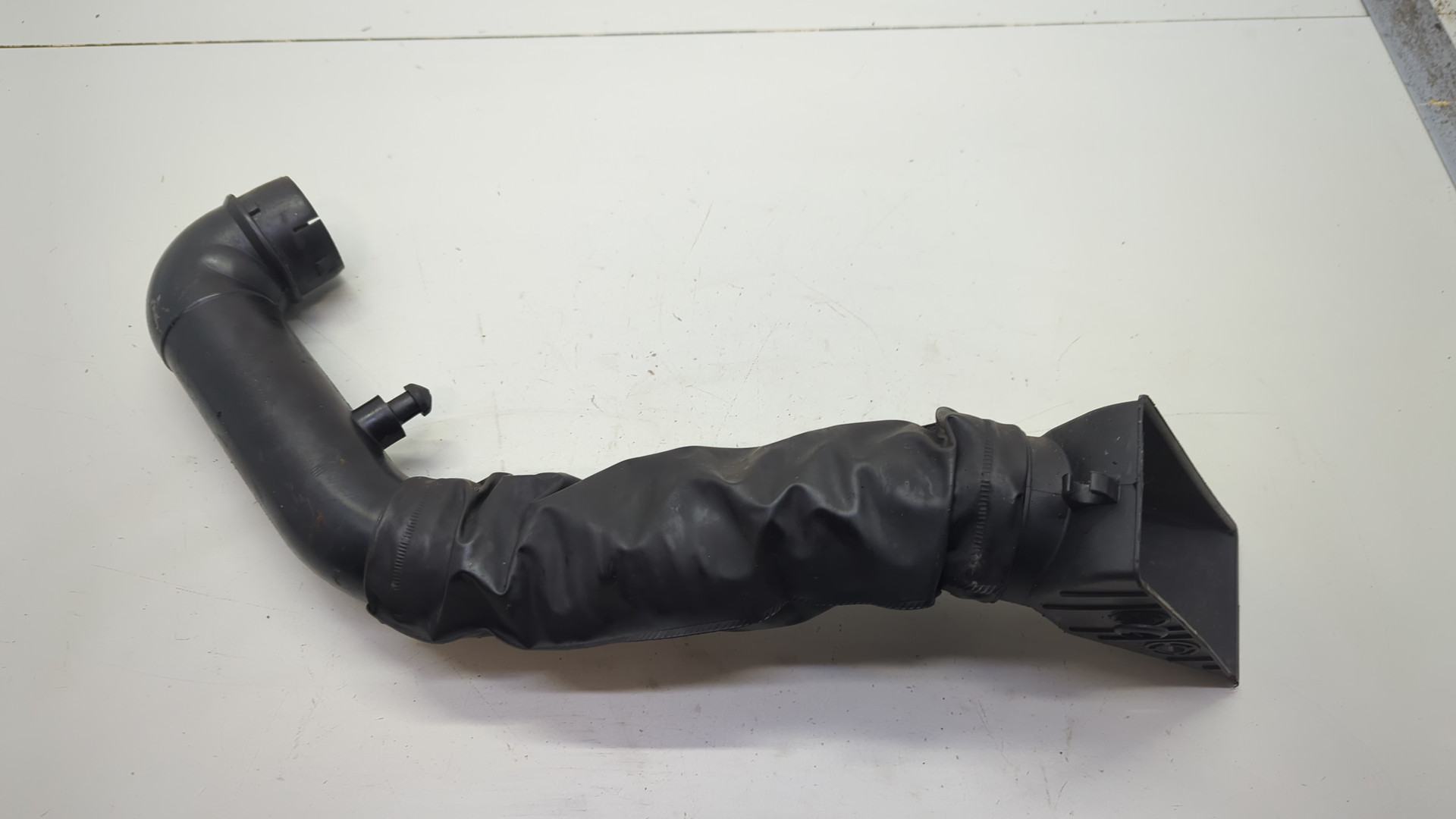 Воздухозаборник (внутри)