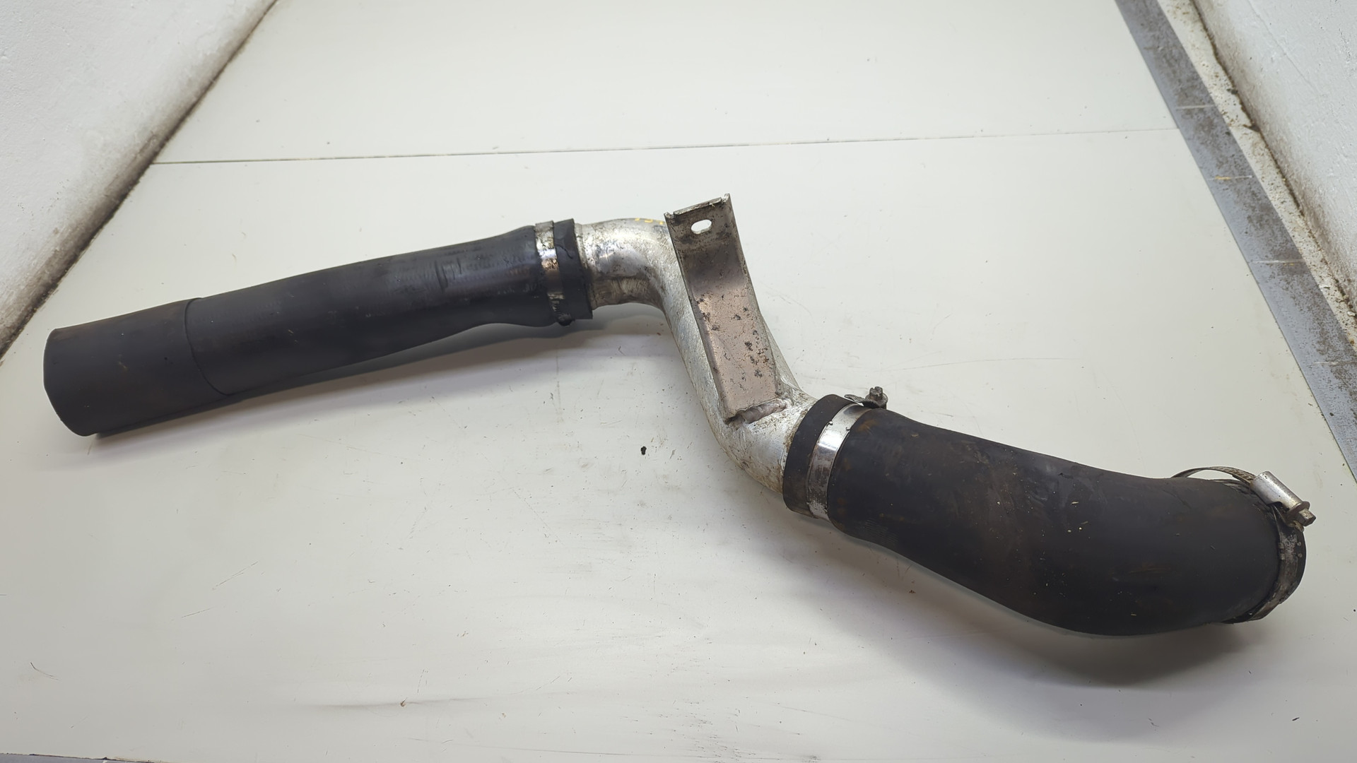 Патрубок интеркулера