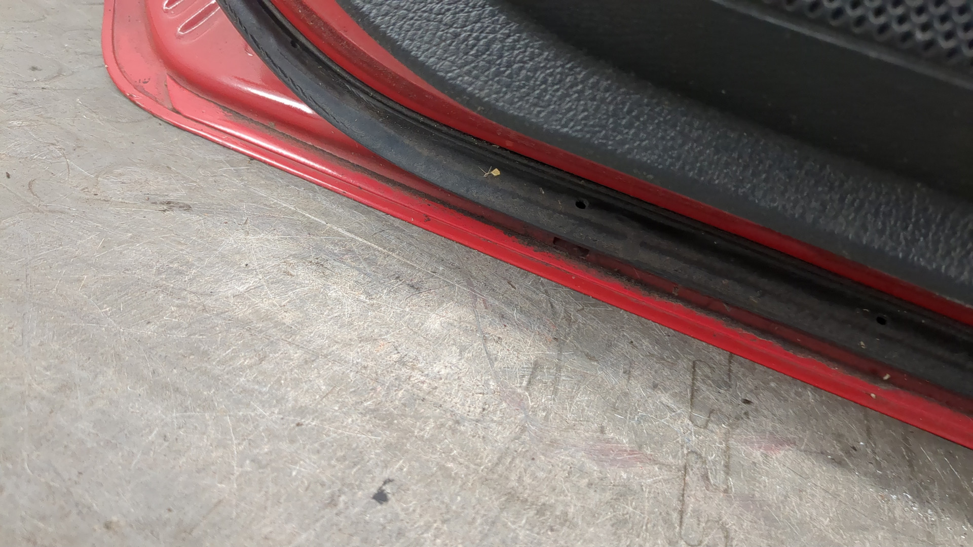 Дверь передняя правая