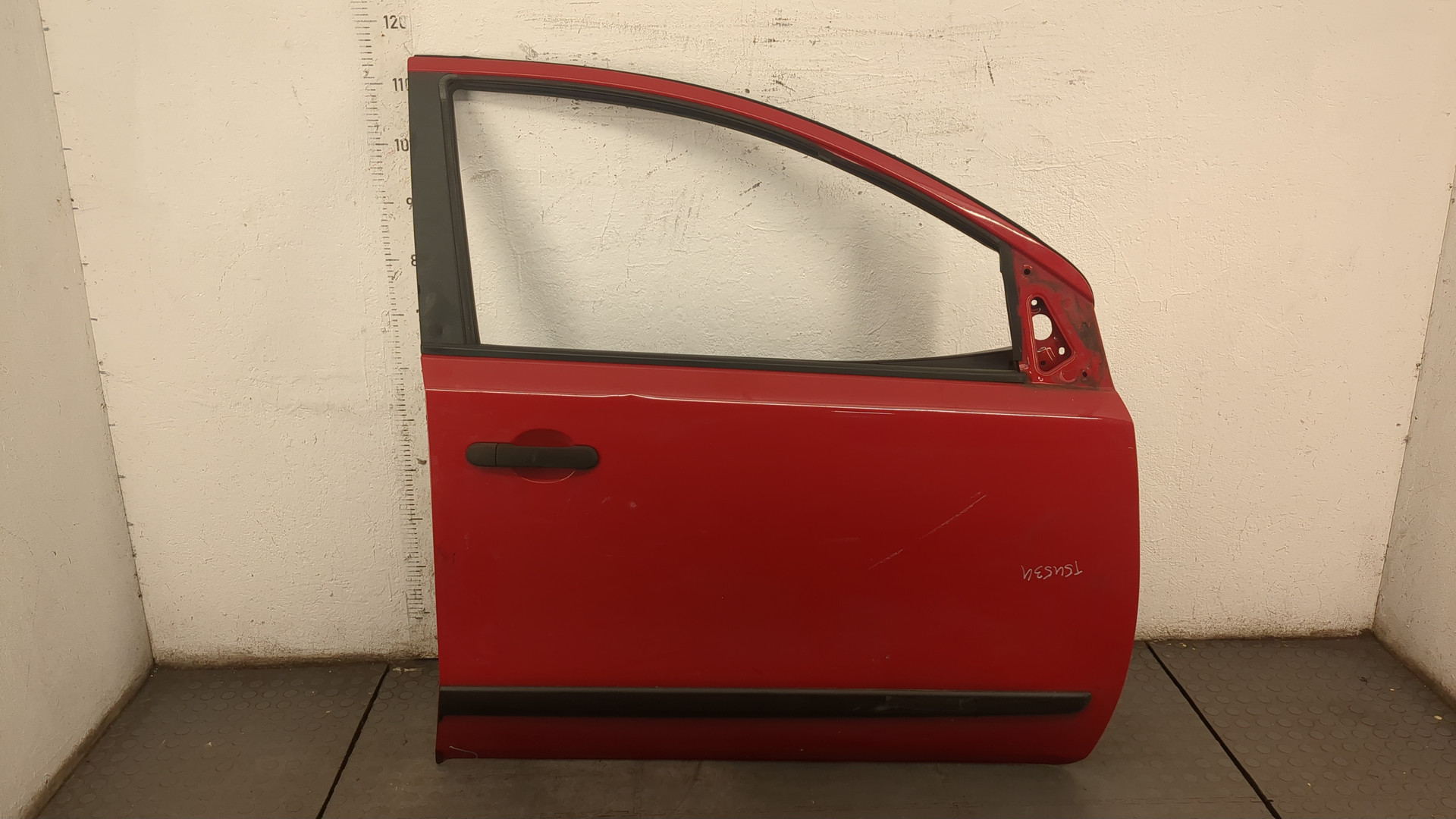 Дверь передняя правая